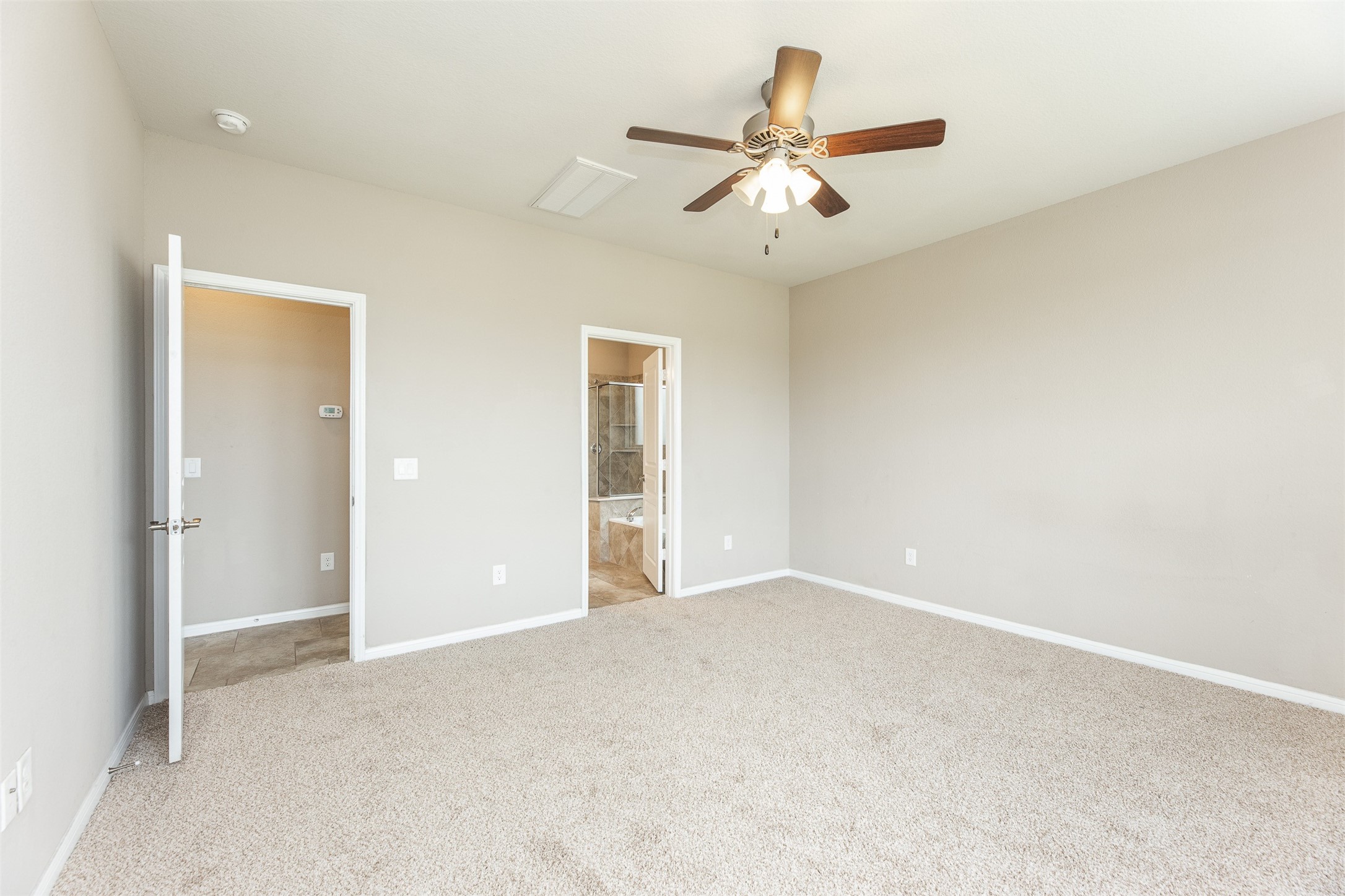 5302 Silver Ledge Drive Property Photo 14