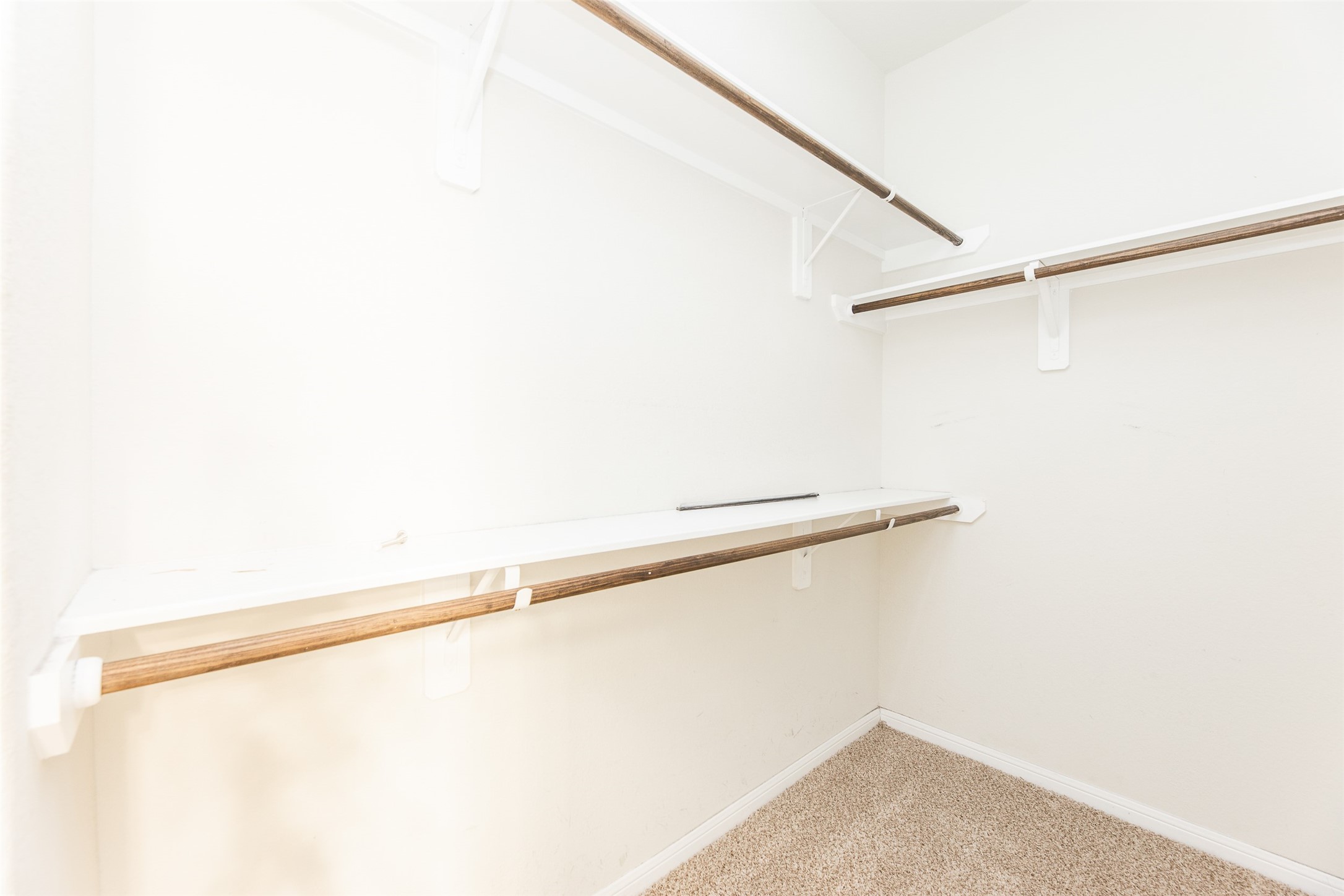 5302 Silver Ledge Drive Property Photo 17