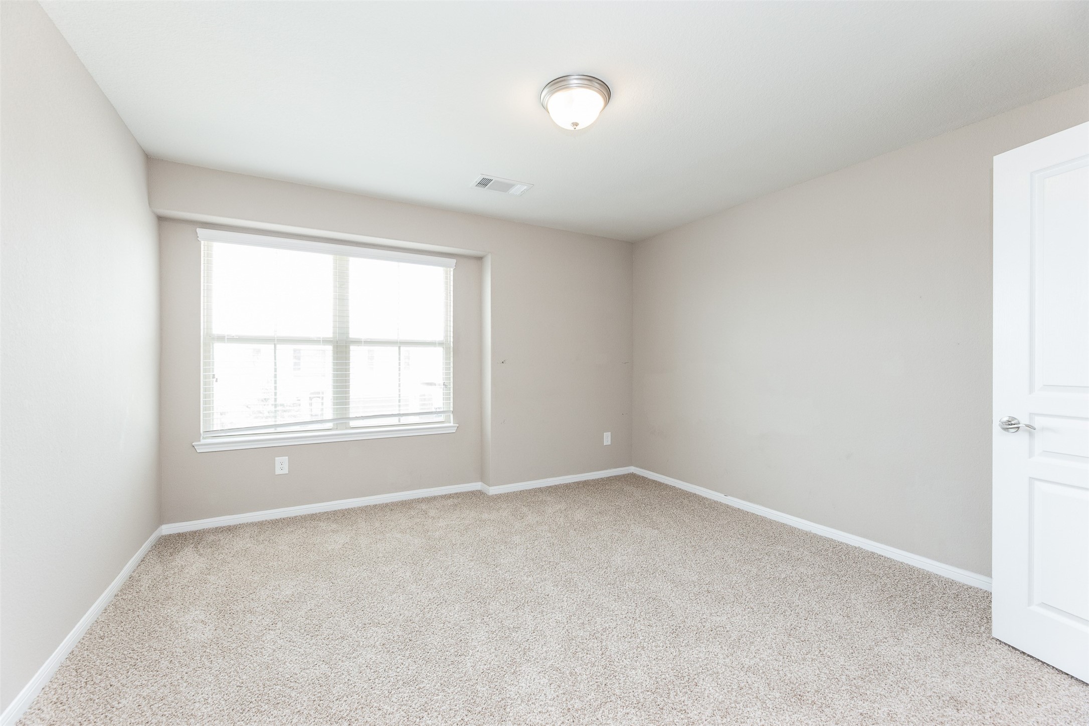 5302 Silver Ledge Drive Property Photo 21