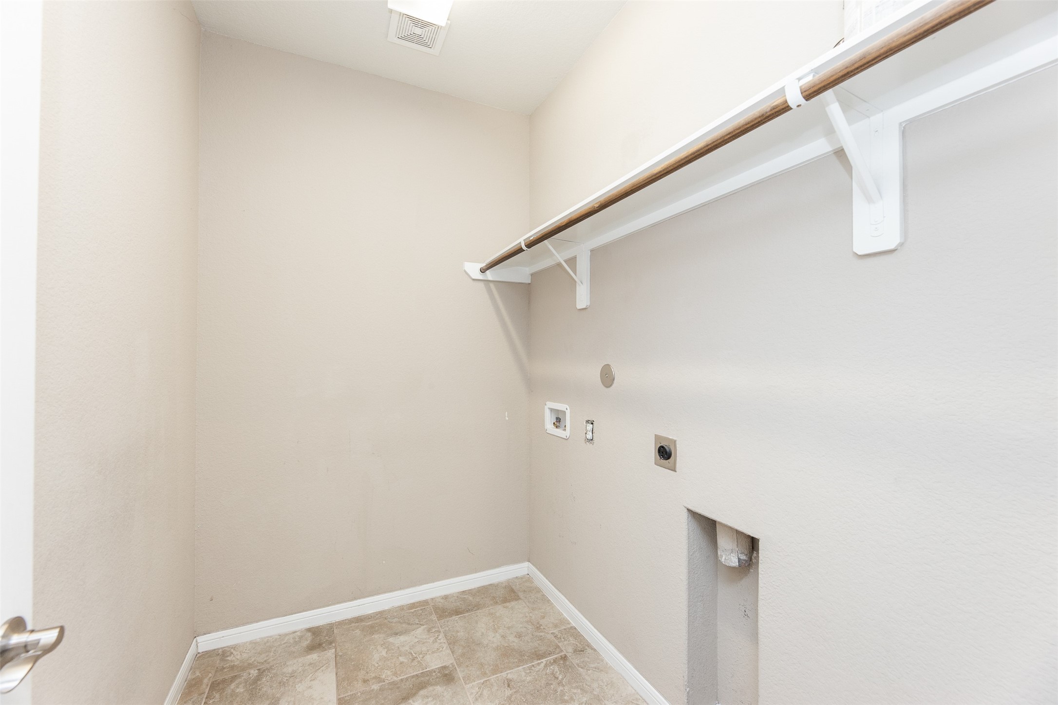 5302 Silver Ledge Drive Property Photo 26
