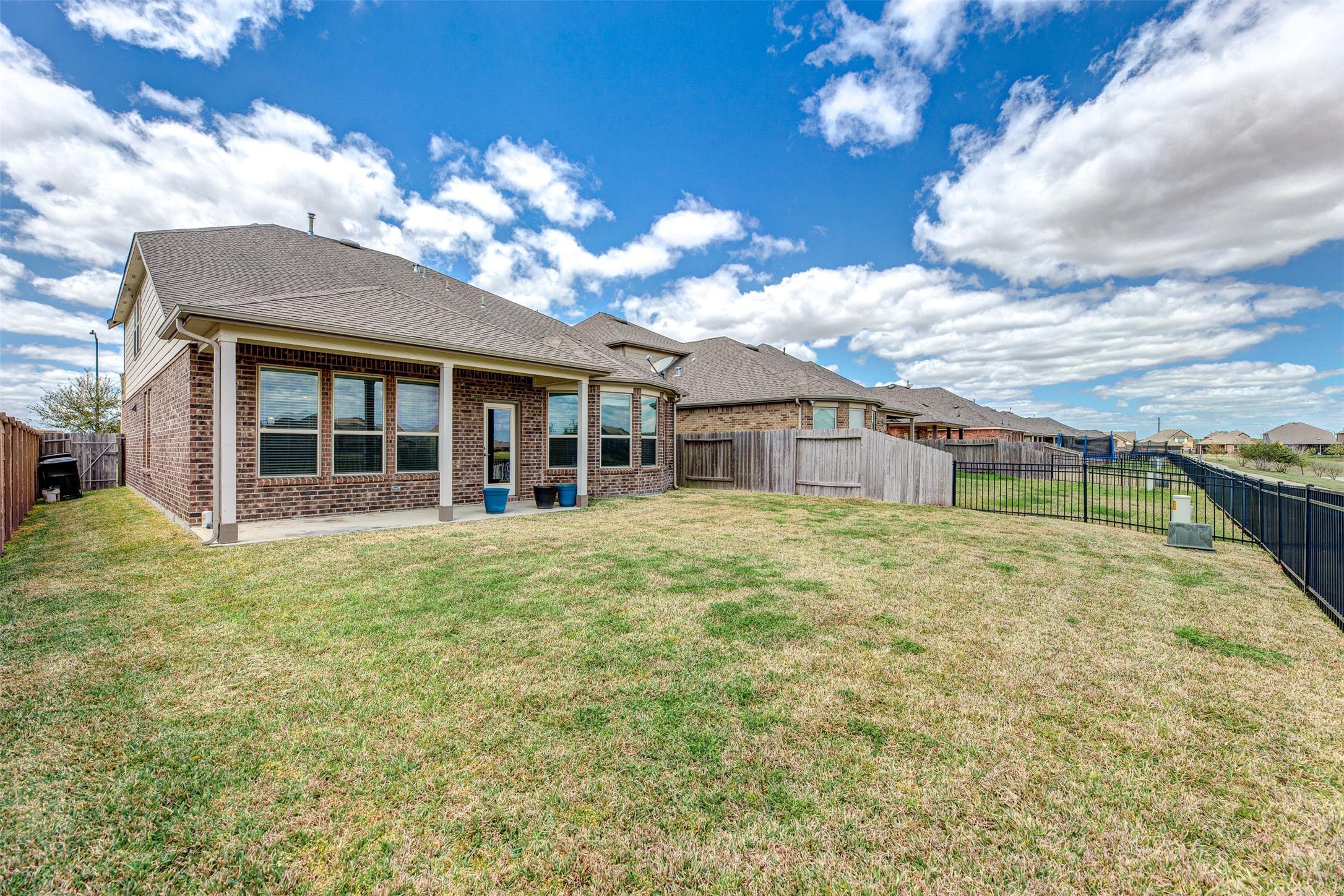 5302 Silver Ledge Drive Property Photo 28