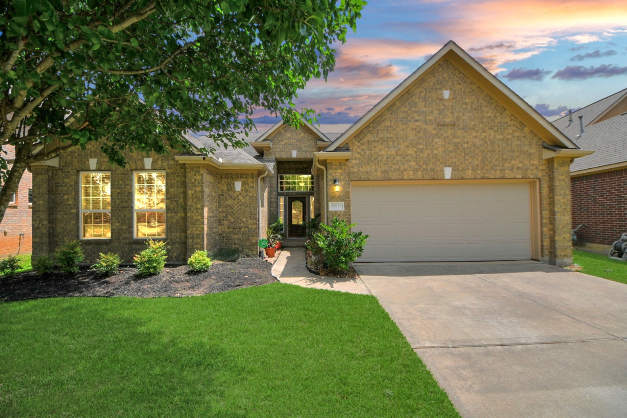 30041 Willow Walk Lane Property Photo 1