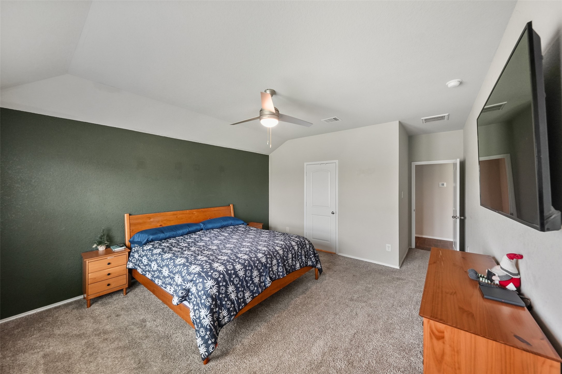 21106 Waze Lewis Drive Property Photo 17