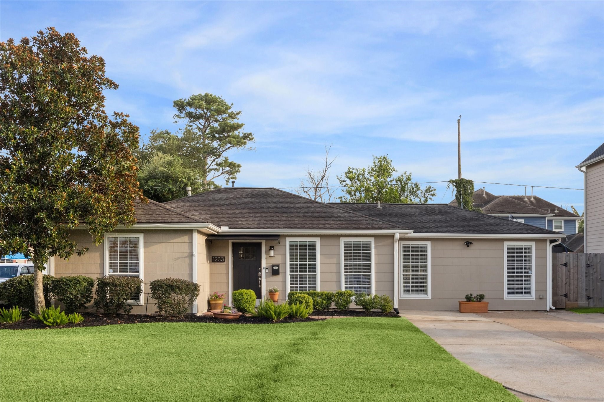 1233 Lamonte Lane