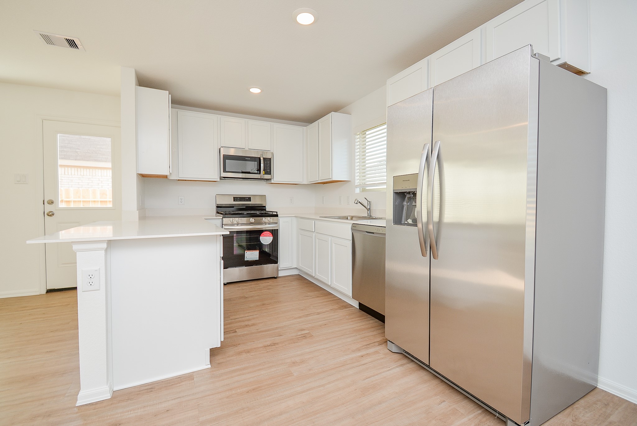 26811 Urraca Dr Property Photo 9