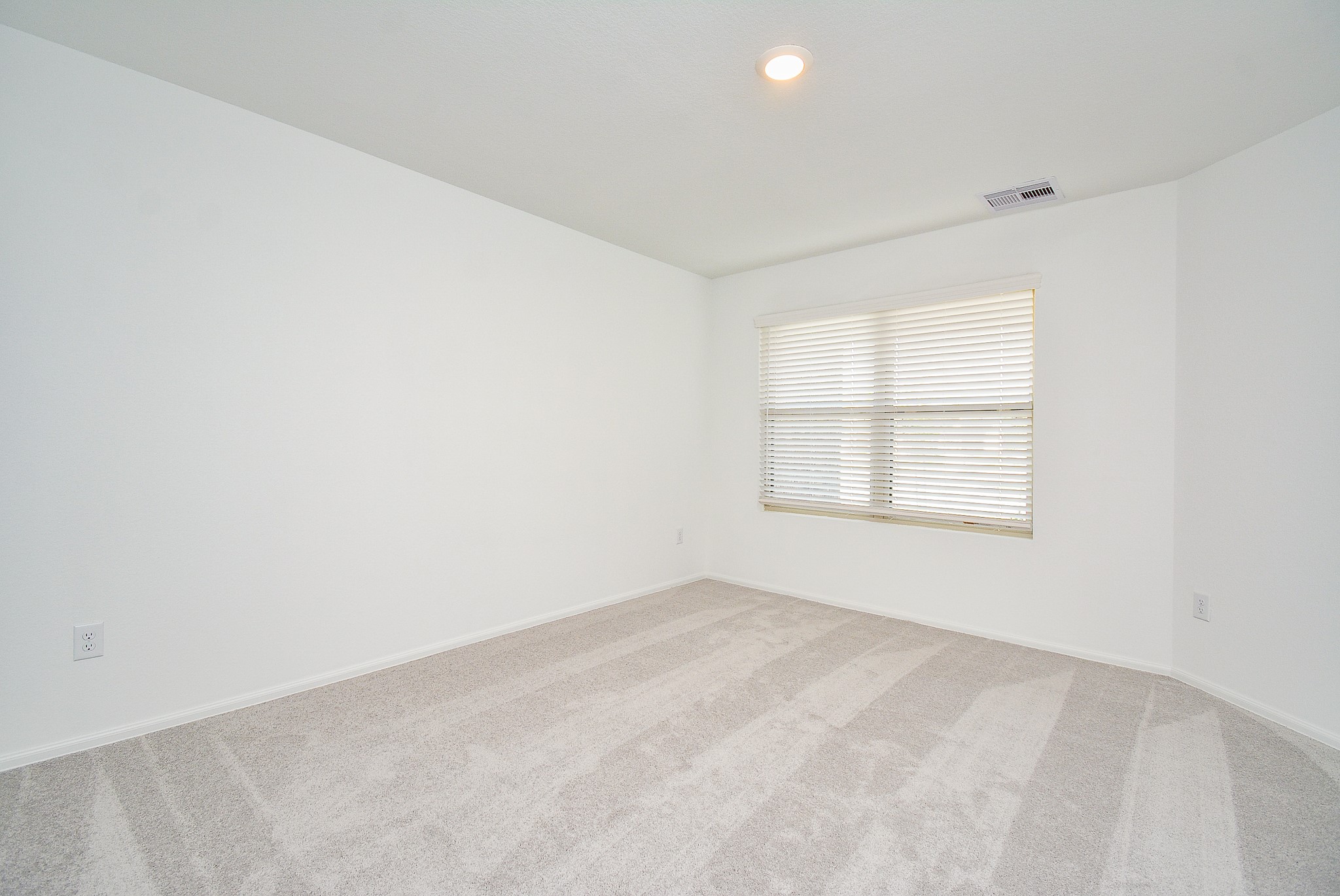 26811 Urraca Dr Property Photo 11