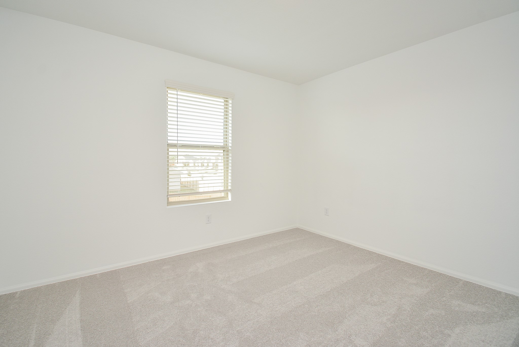 26811 Urraca Dr Property Photo 15