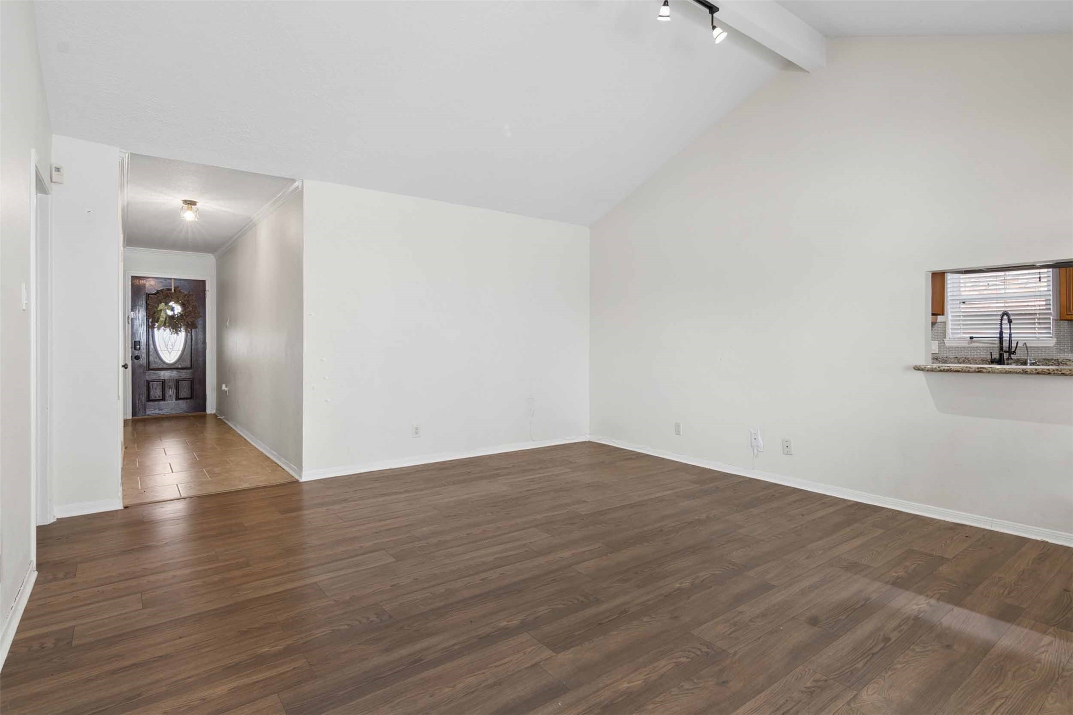 5914 Willowbend Boulevard Property Photo 6