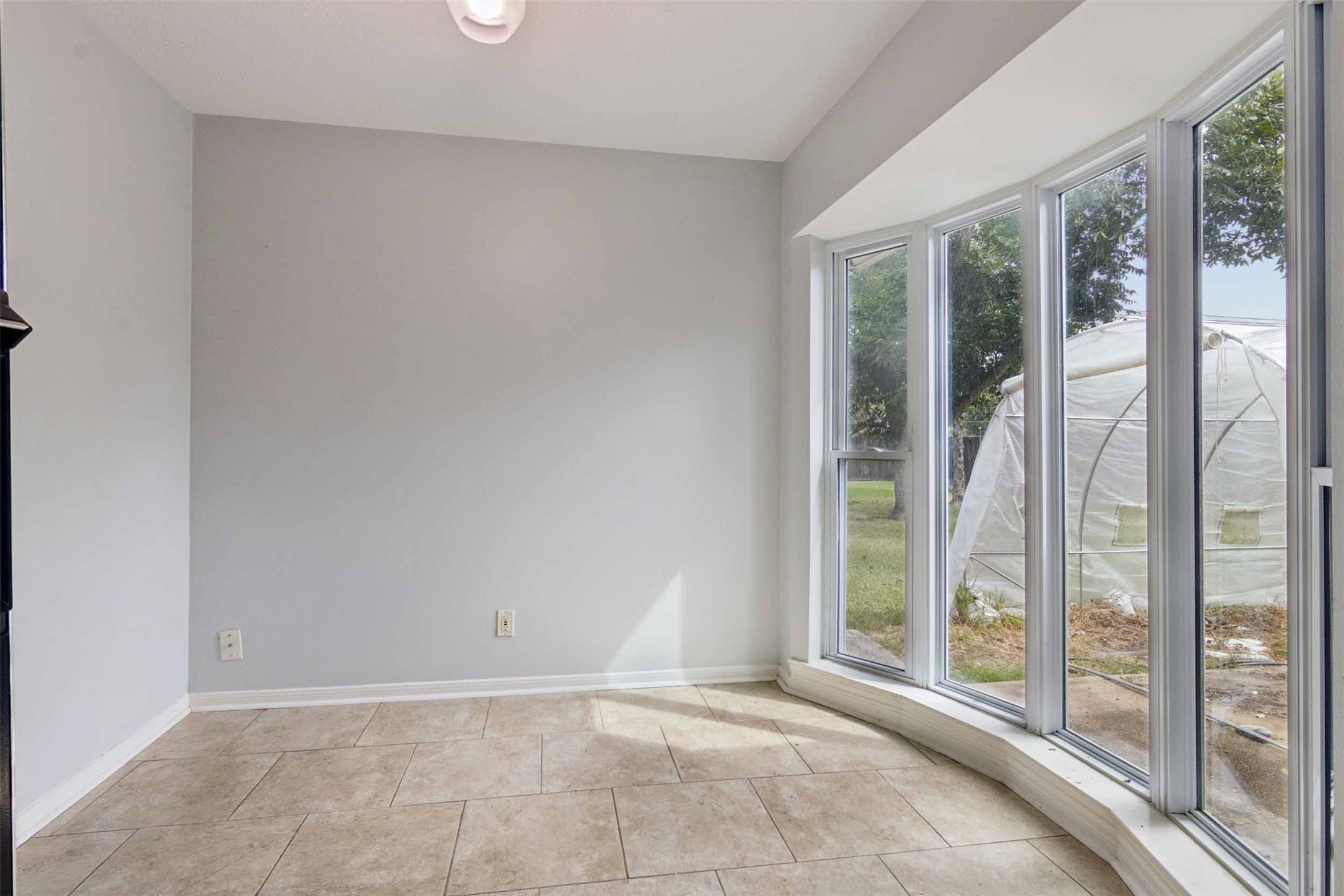 5914 Willowbend Boulevard Property Photo 12