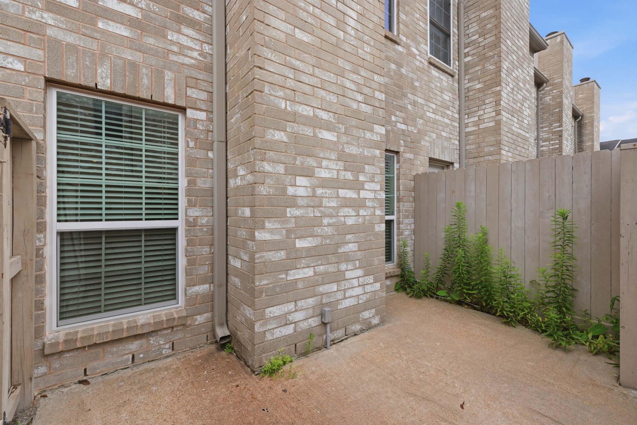 2978 Holly Hall Street Property Photo 27
