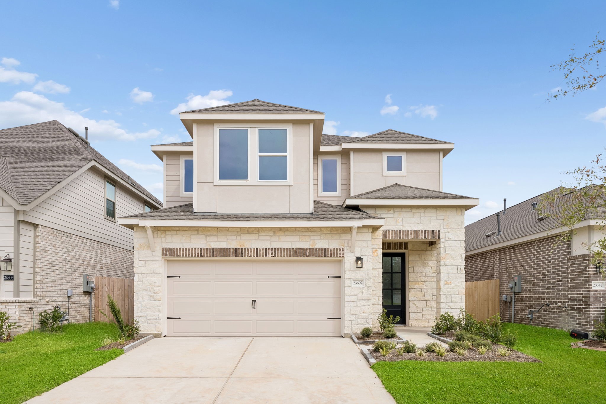 23602 Cinnamon Tree Lane Property Photo 2