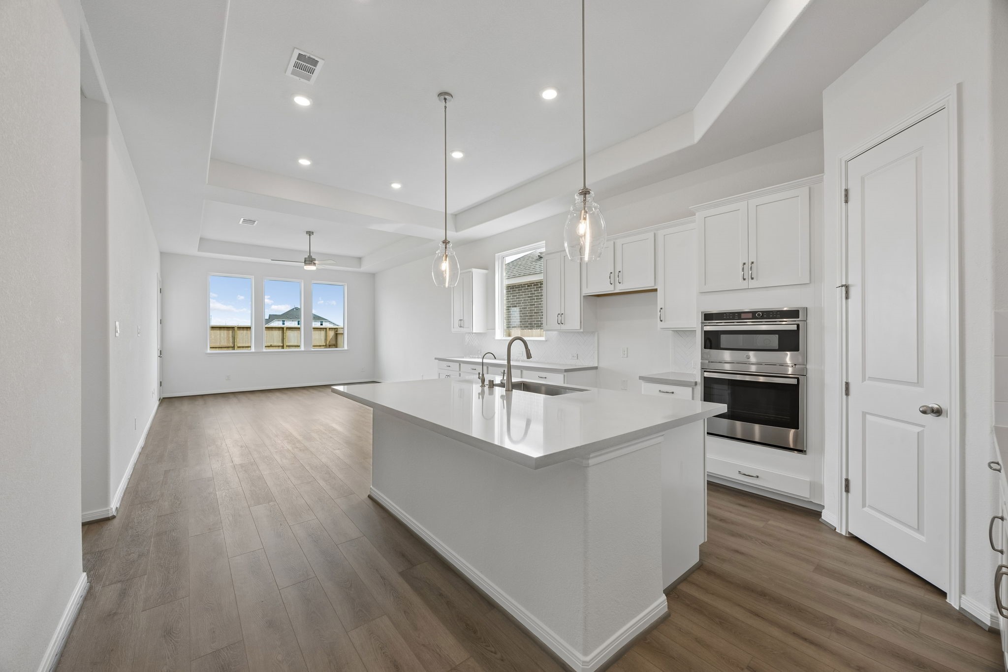 23602 Cinnamon Tree Lane Property Photo 4