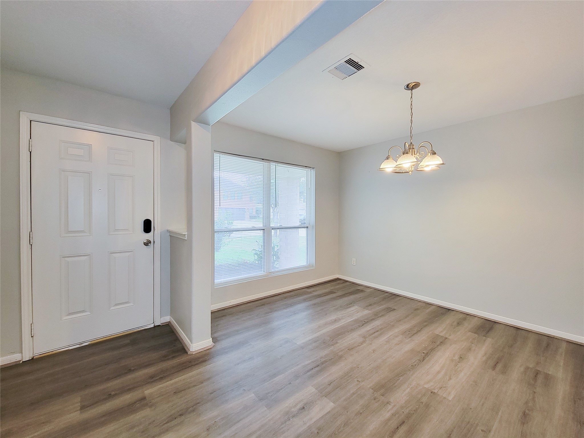 3602 Zephyr Glen Way Property Photo 4
