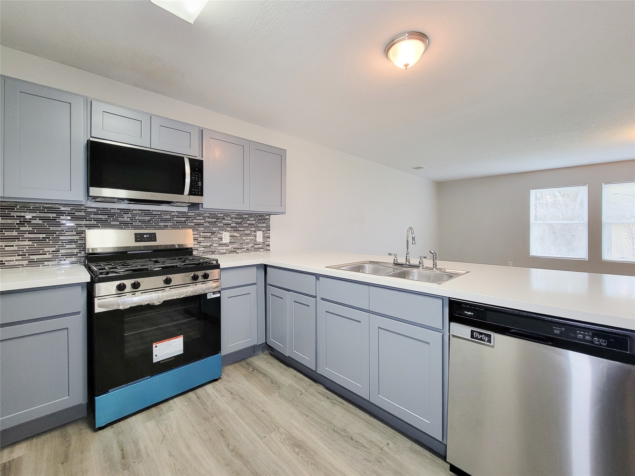 3602 Zephyr Glen Way Property Photo 10
