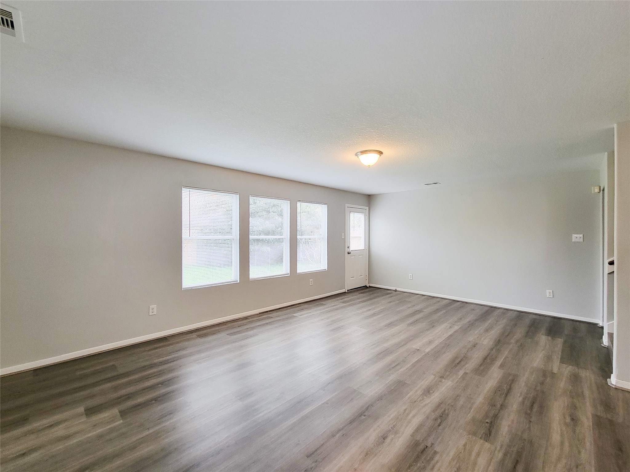 3602 Zephyr Glen Way Property Photo 14