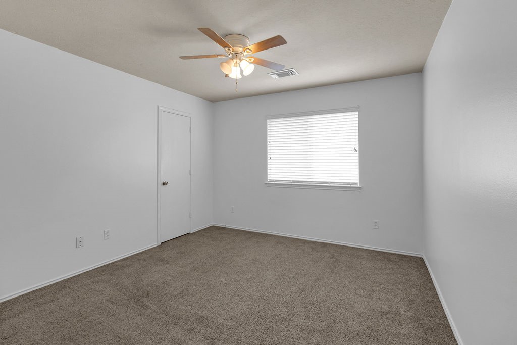 20039 Oland Way Property Photo 20