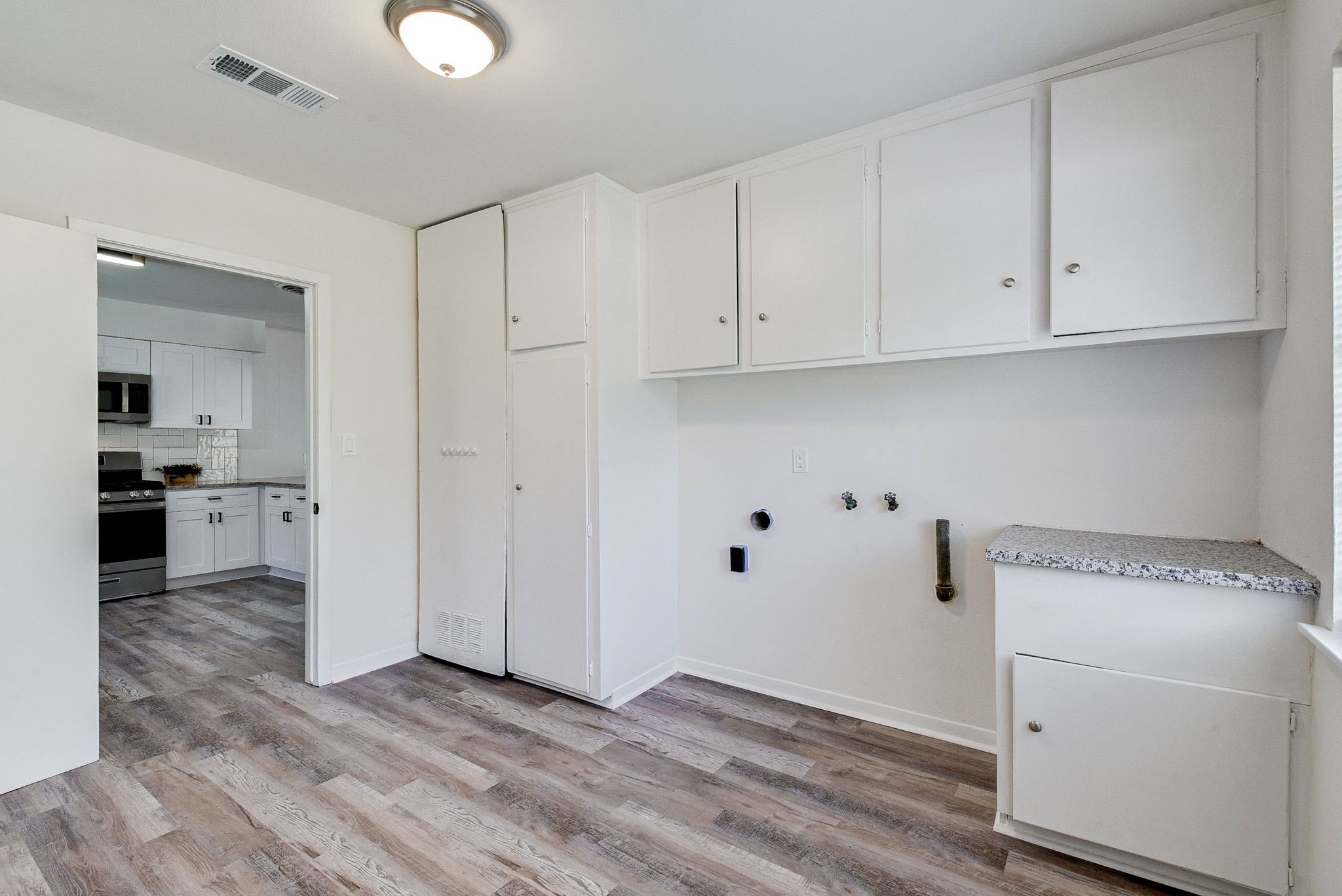 1703 N Roberson Street Property Photo 35