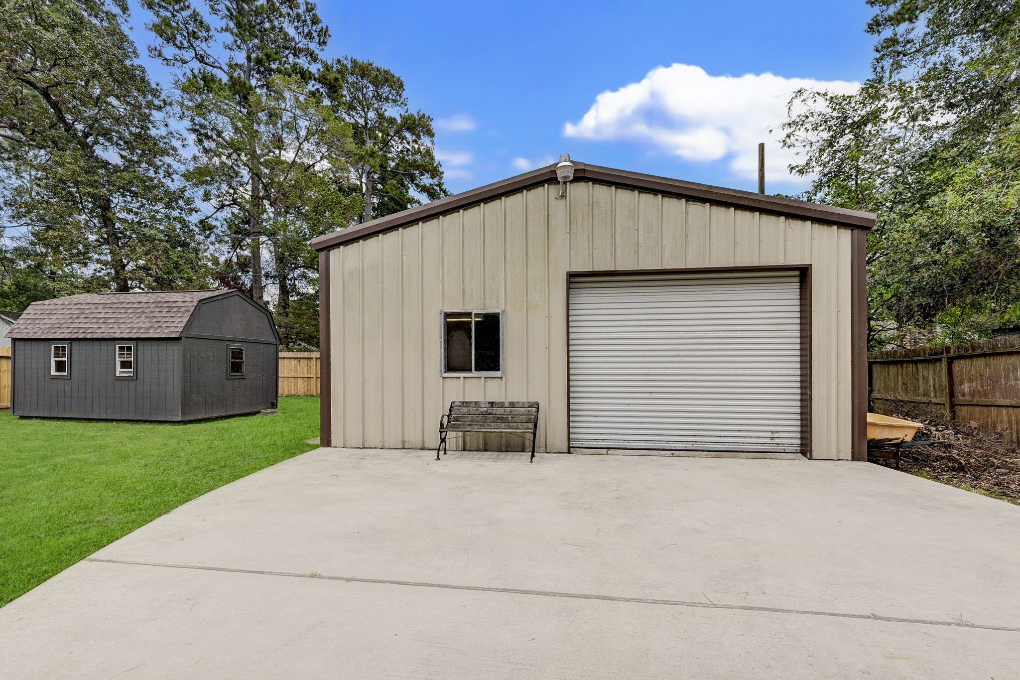 1703 N Roberson Street Property Photo 41