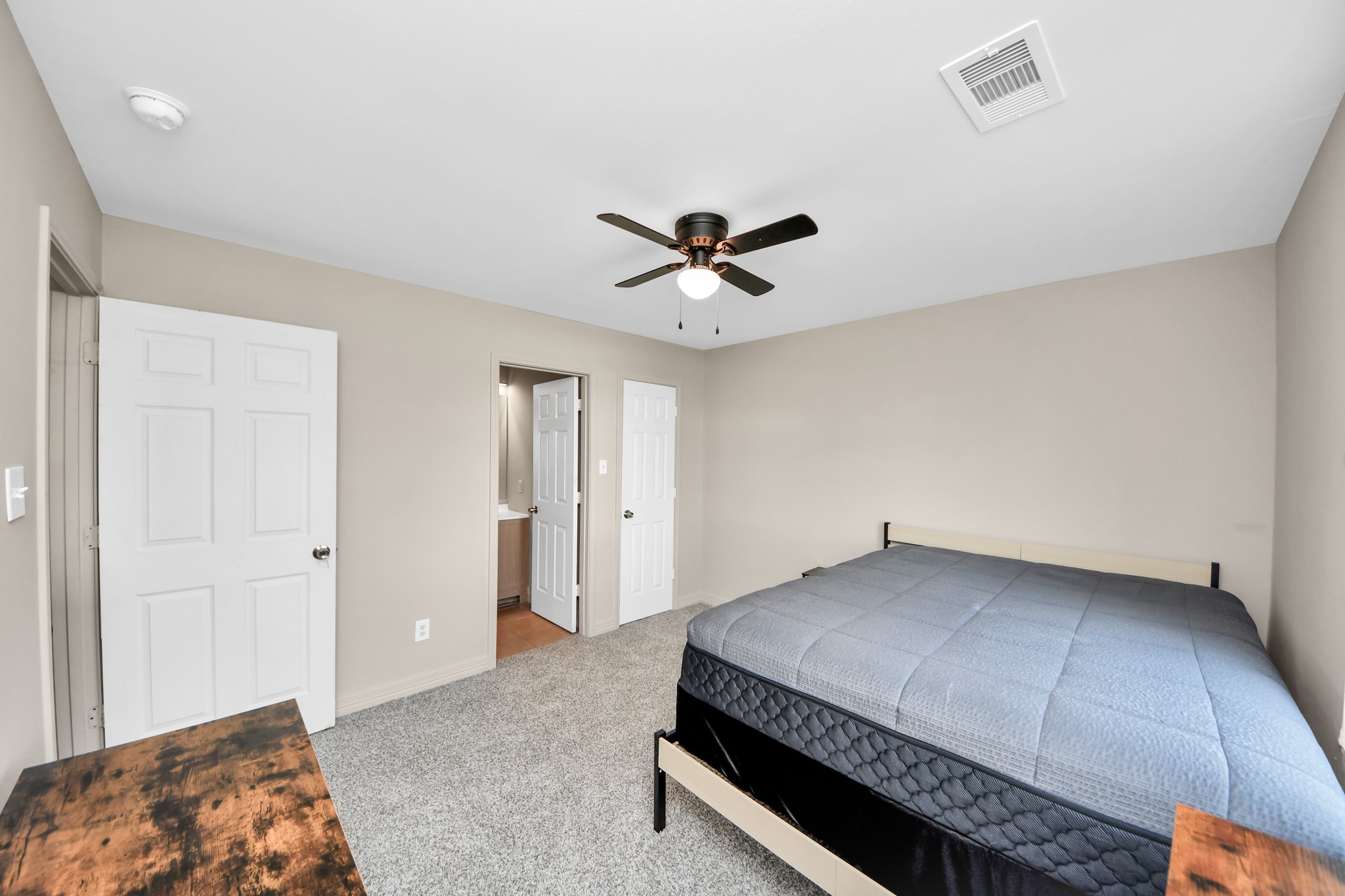 23366 High Point Street 66/68 Property Photo 29