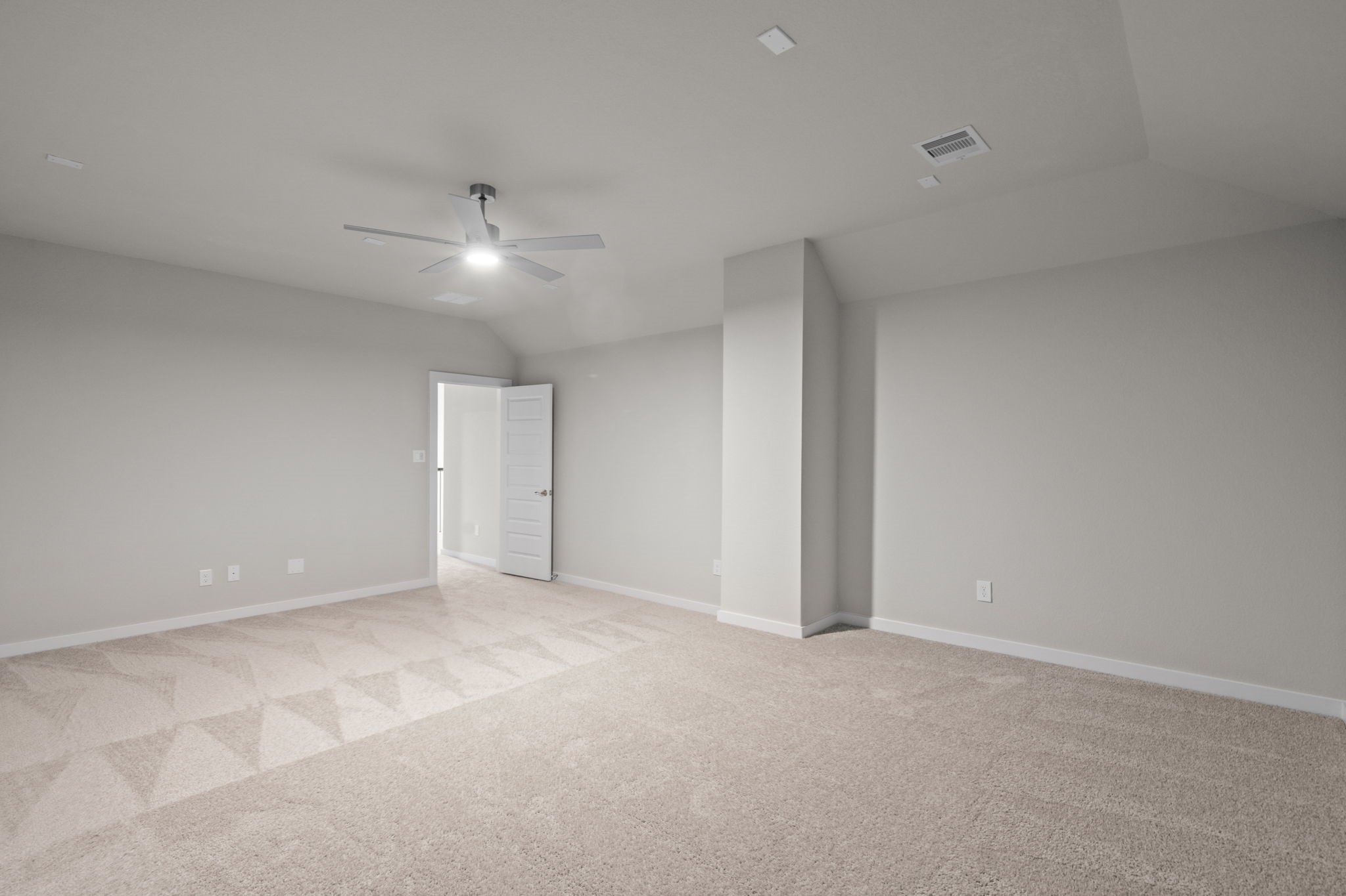 4515 Whisperwood Drive Property Photo 13