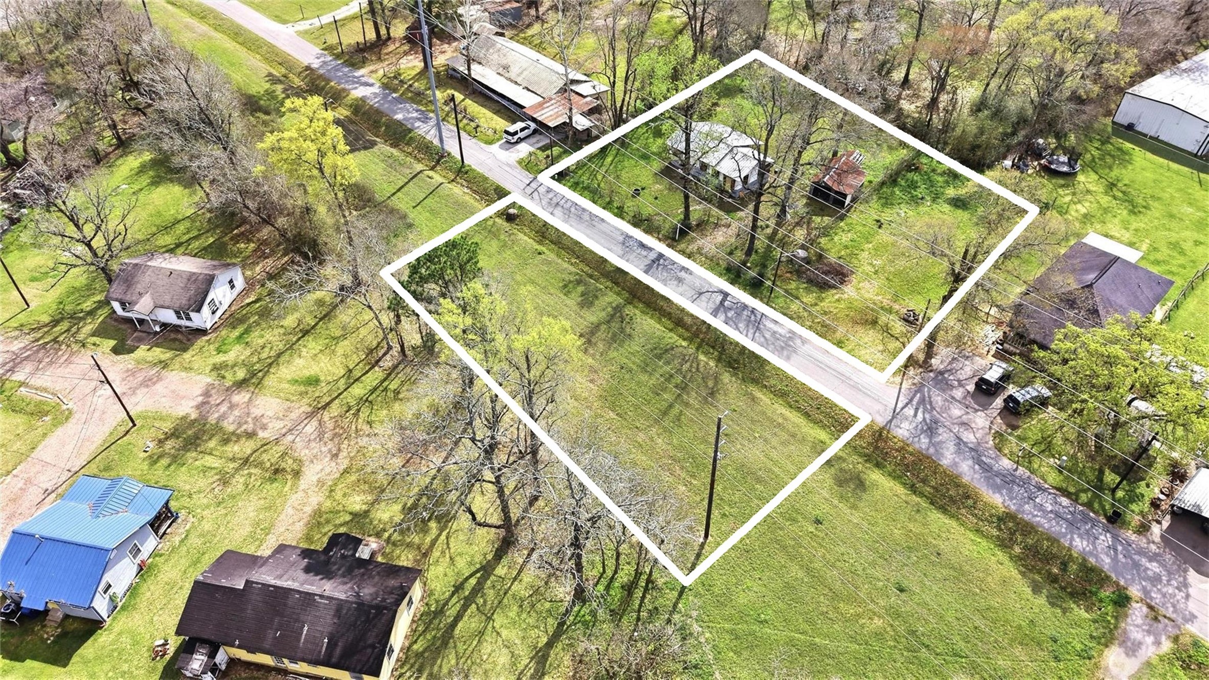 2636 Clanton Road Property Photo 1