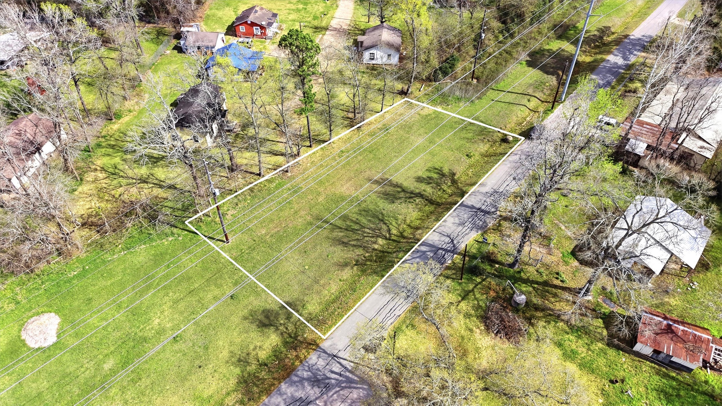 2636 Clanton Road Property Photo 8