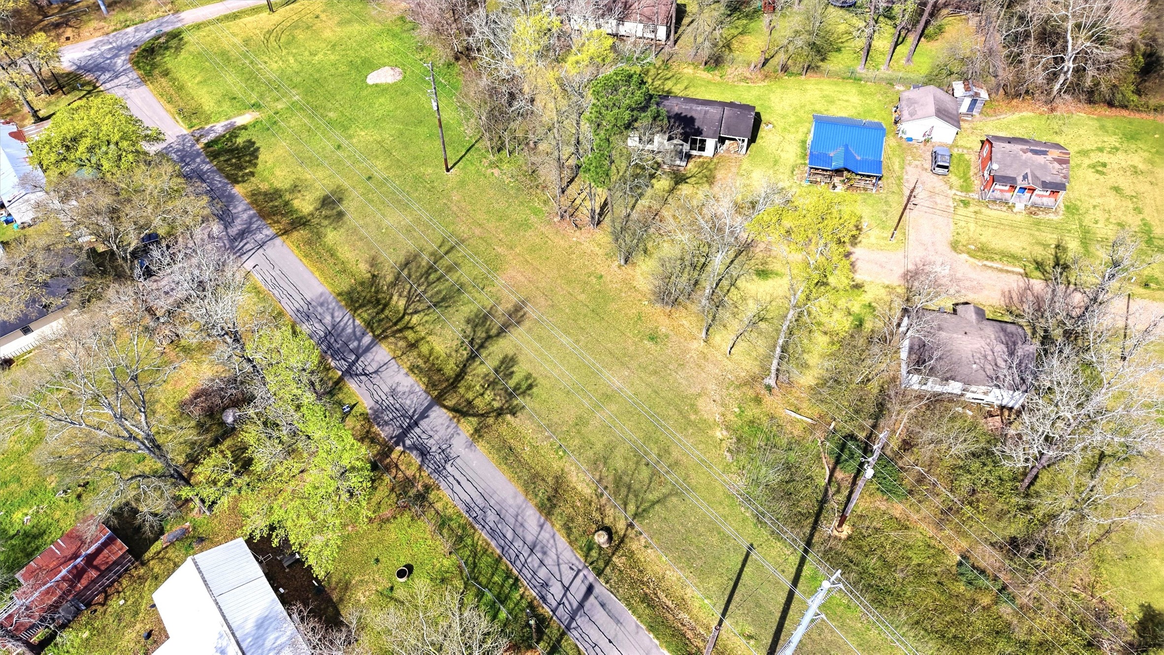 2636 Clanton Road Property Photo 15