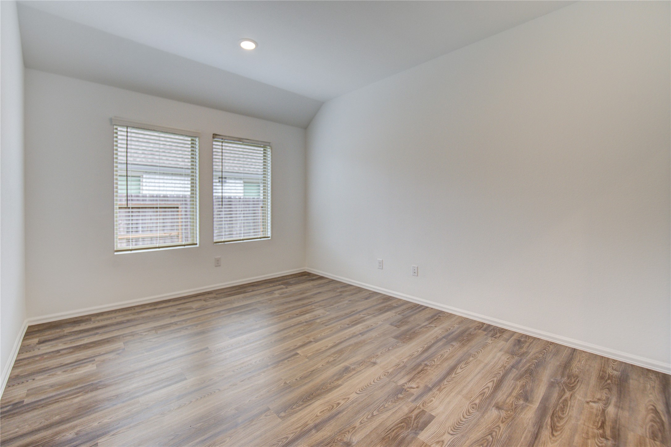 2554 Olivine Stone Drive Property Photo 13