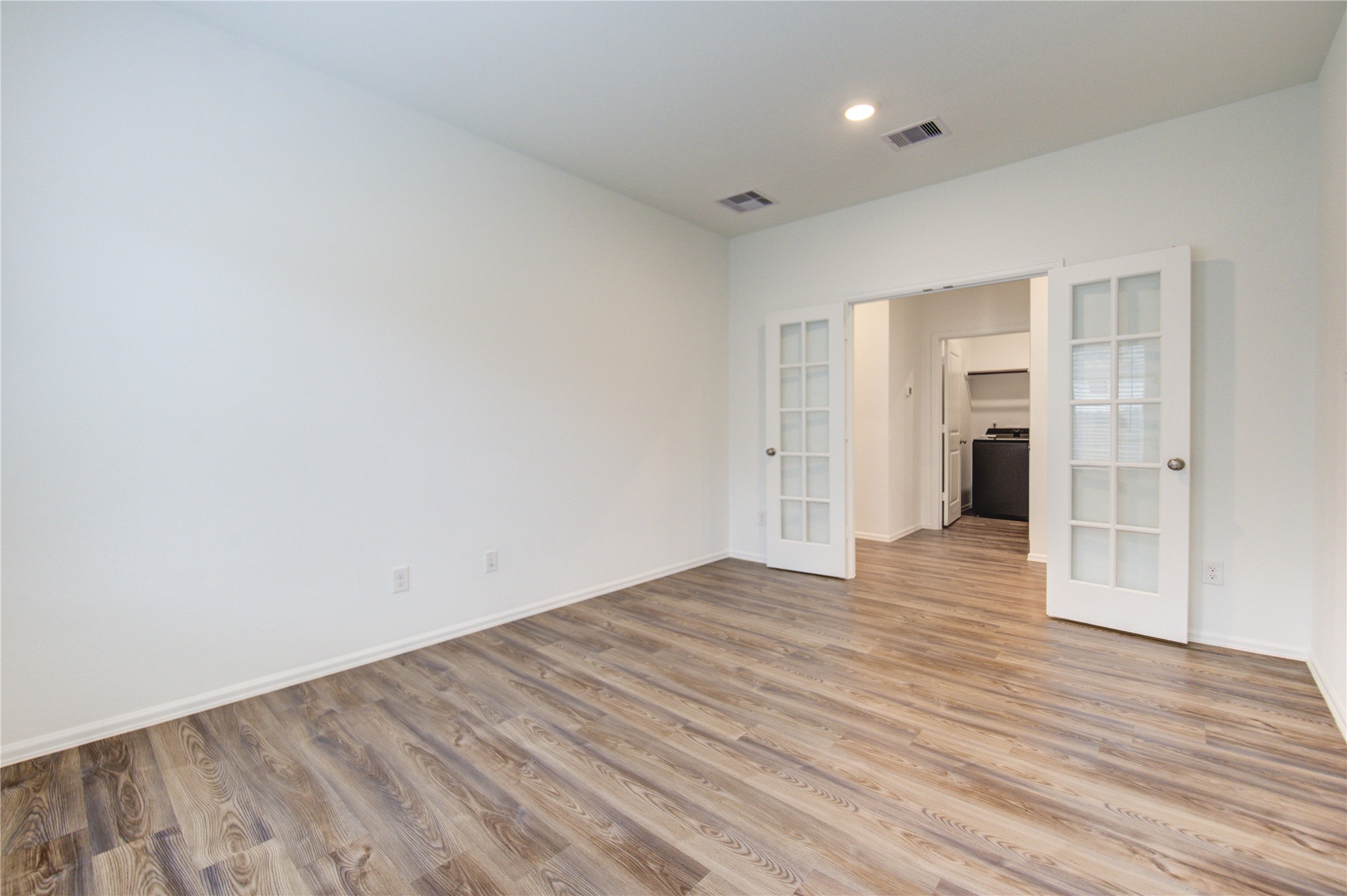 2554 Olivine Stone Drive Property Photo 14