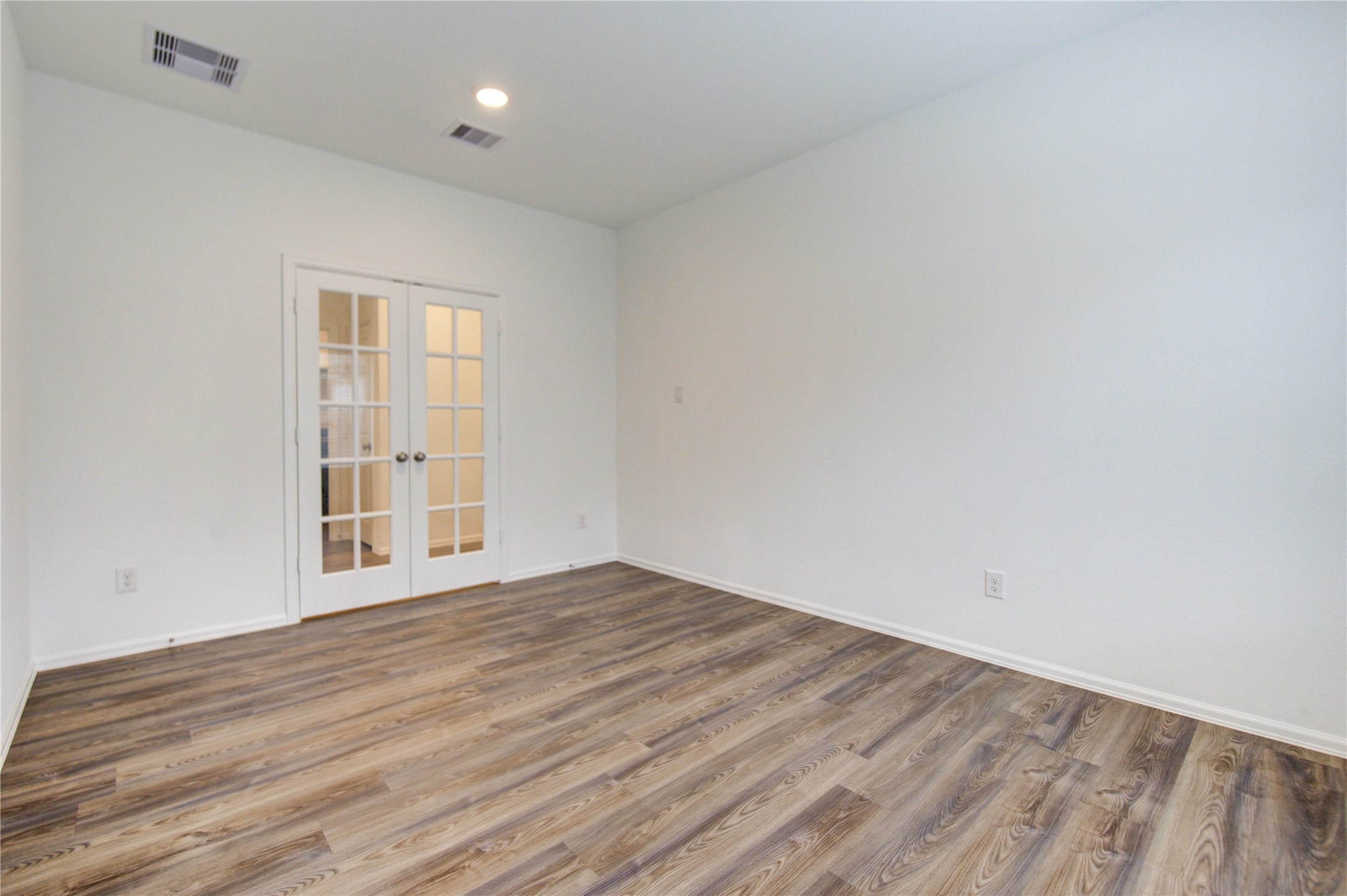 2554 Olivine Stone Drive Property Photo 15