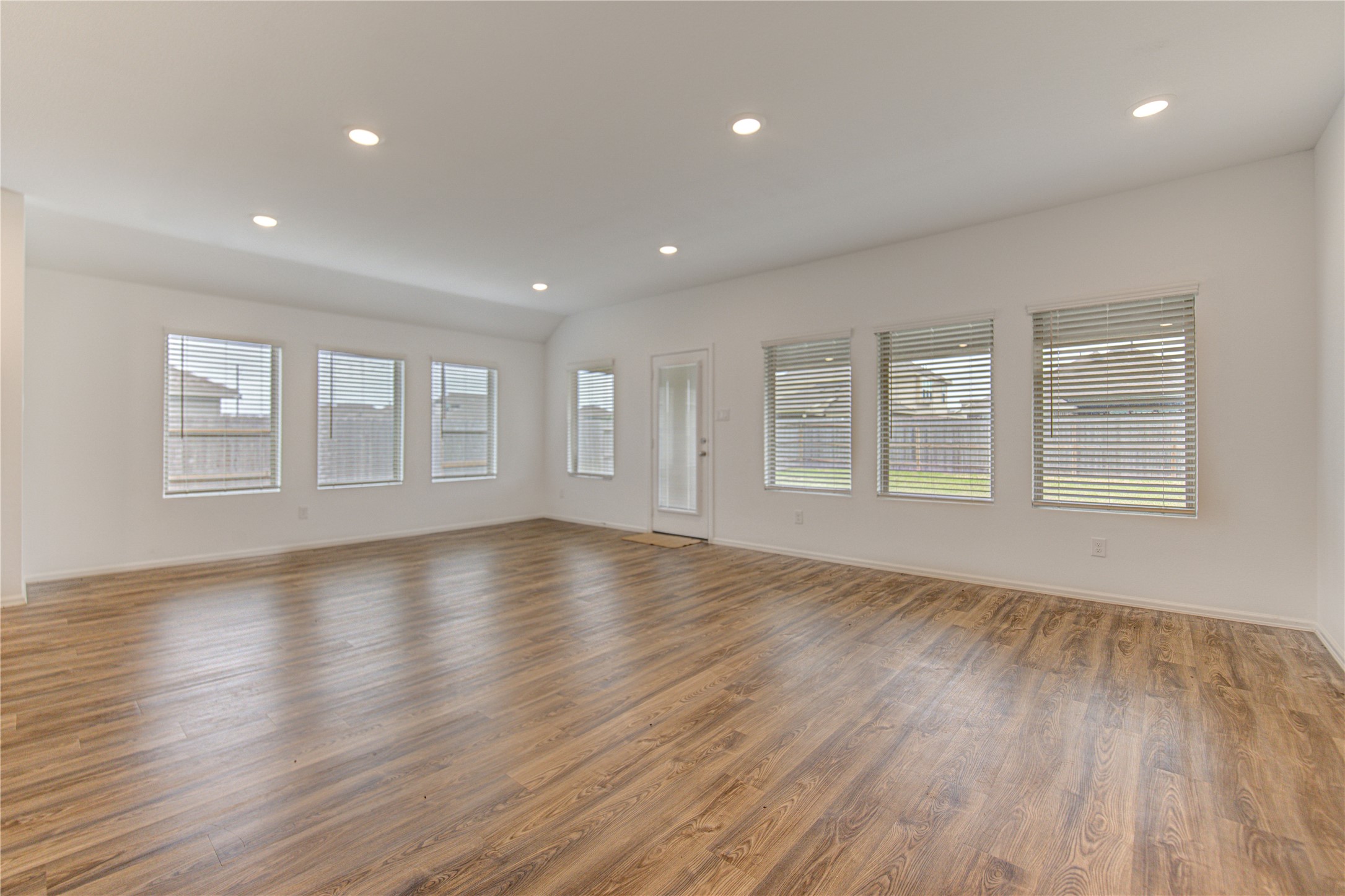 2554 Olivine Stone Drive Property Photo 27