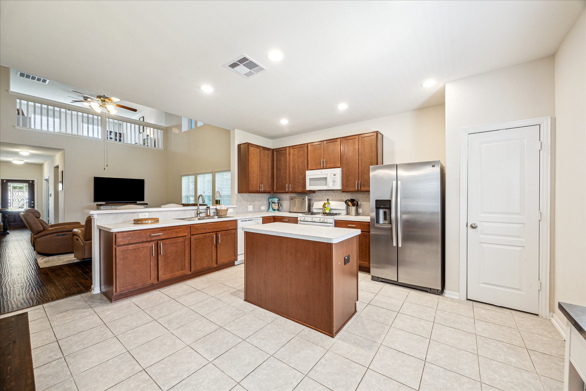 8108 Quartz Lane Property Photo 9