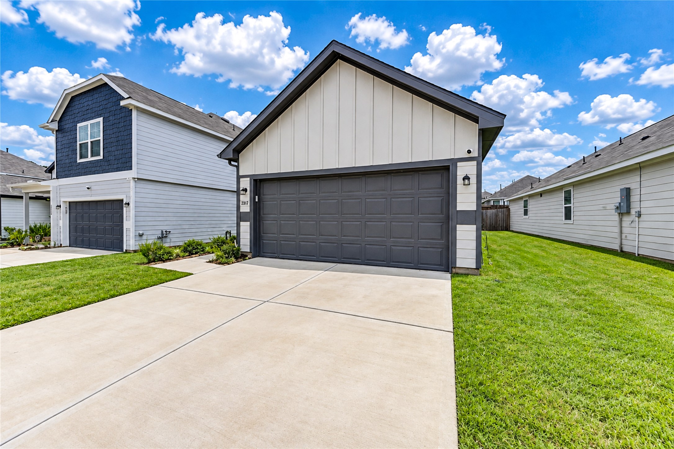 2317 Green Sturgeon Court Property Photo 3
