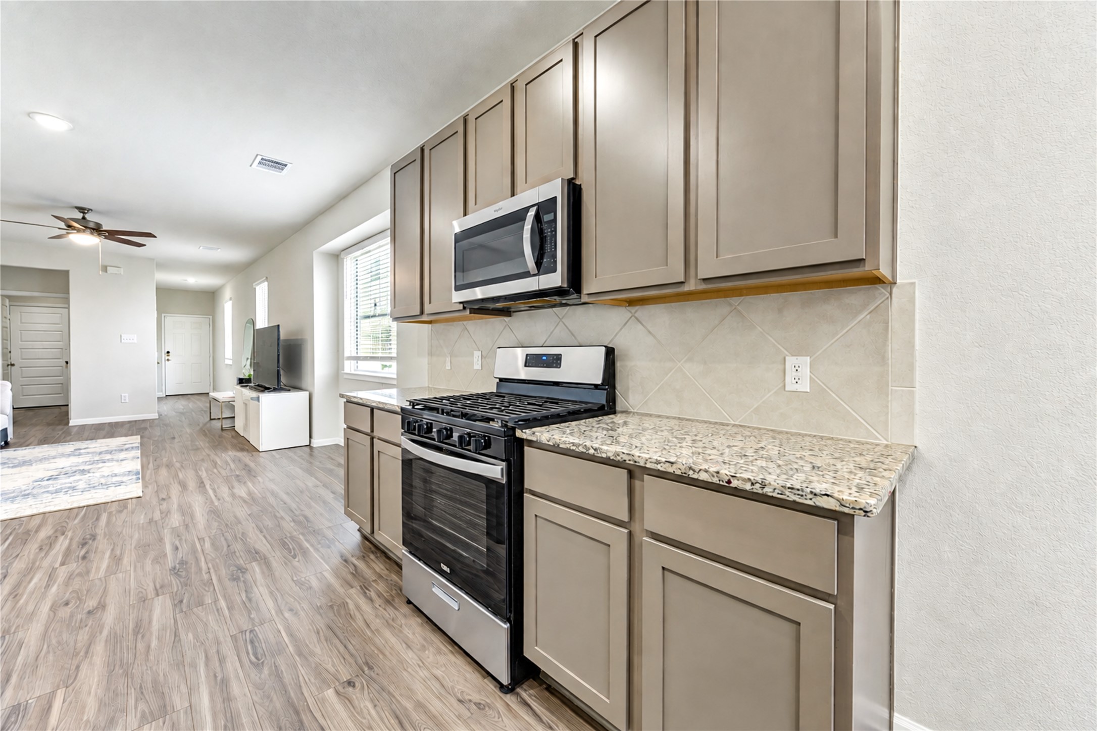 2317 Green Sturgeon Court Property Photo 7