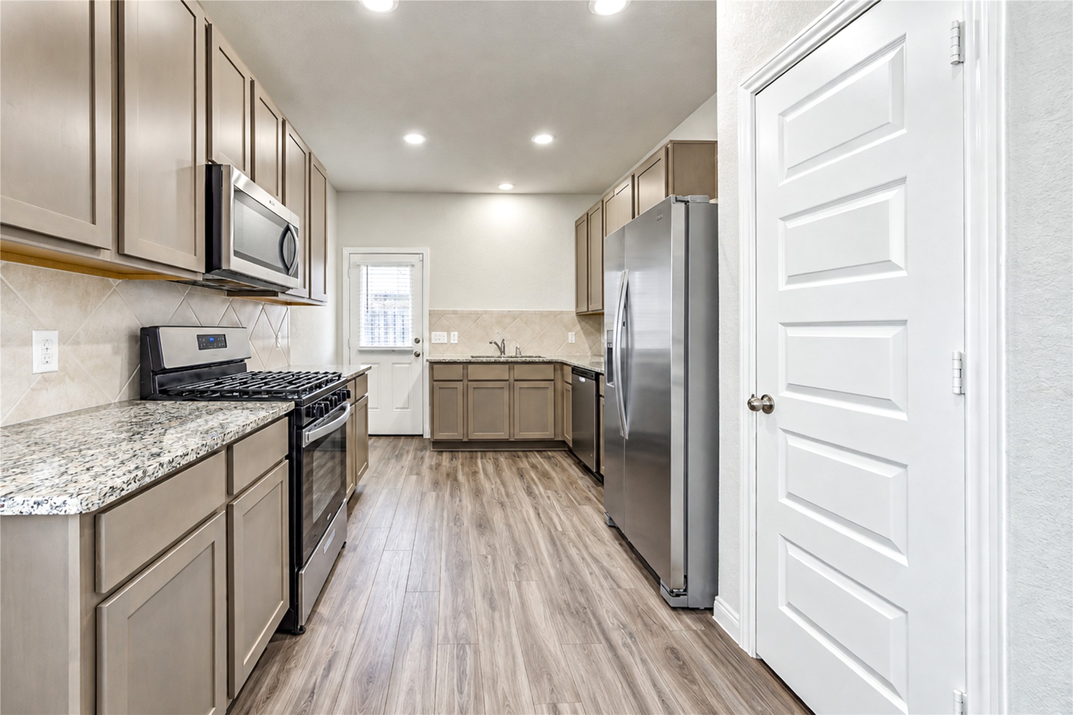 2317 Green Sturgeon Court Property Photo 10