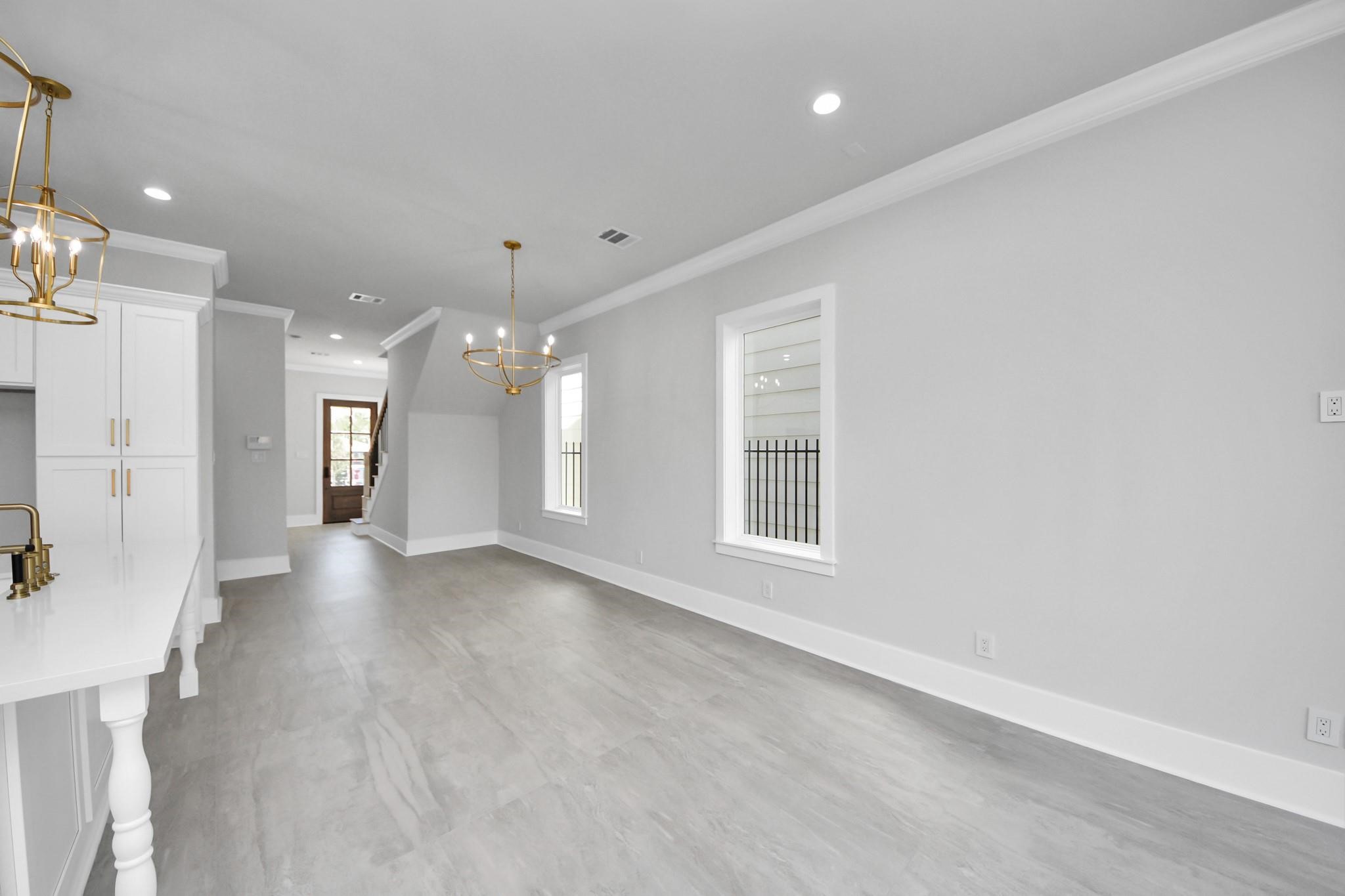 6320 Milwee Street B Property Photo 8