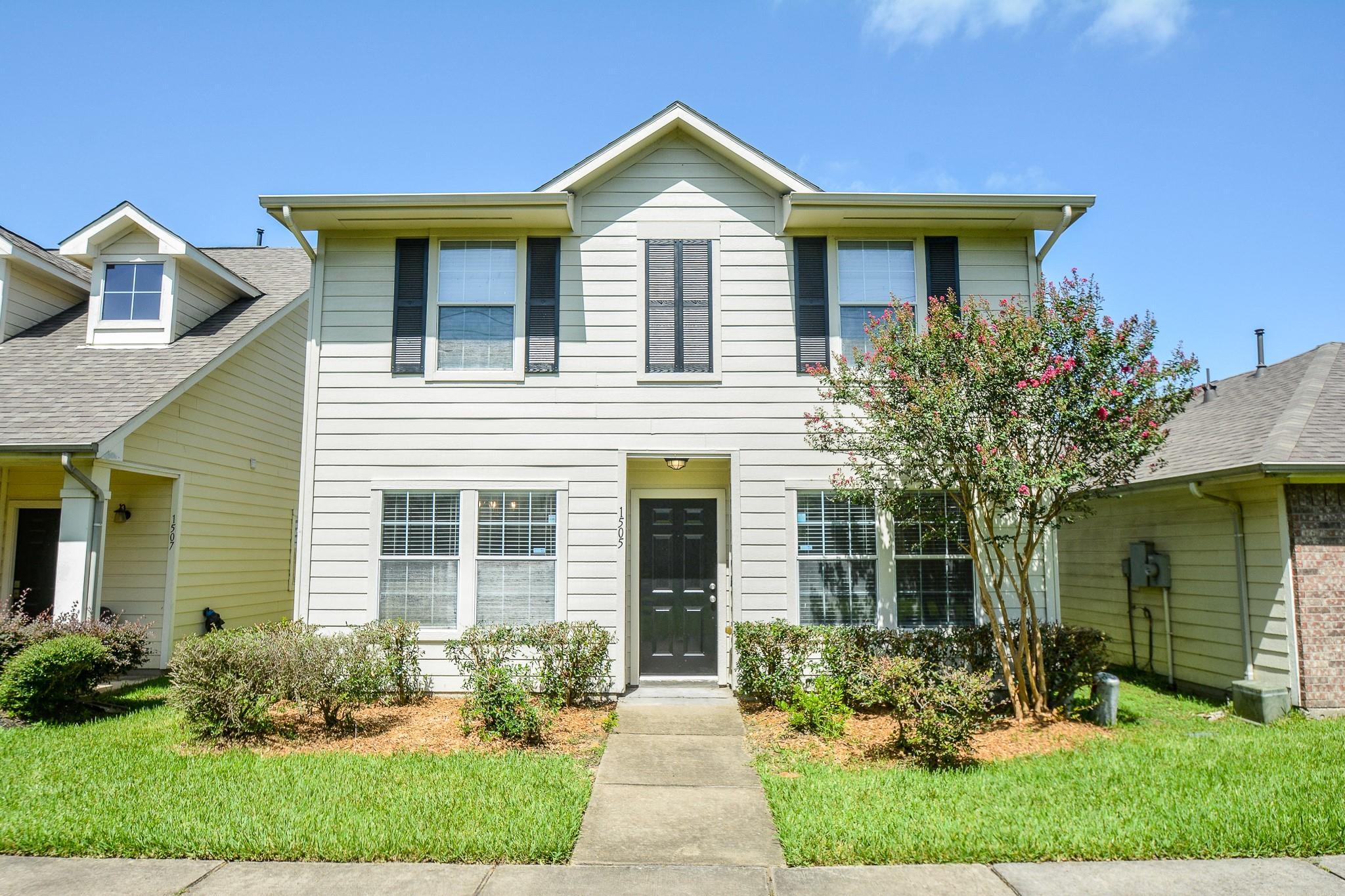 1505 Nichole Woods Drive, Houston Tx 77047 Property Photo 1