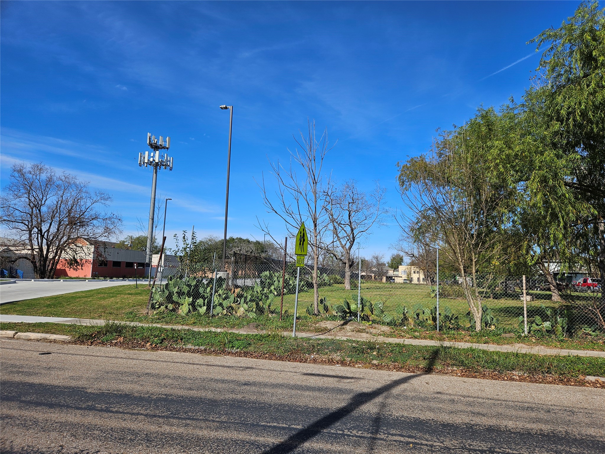 0 Dahlia Avenue Property Photo