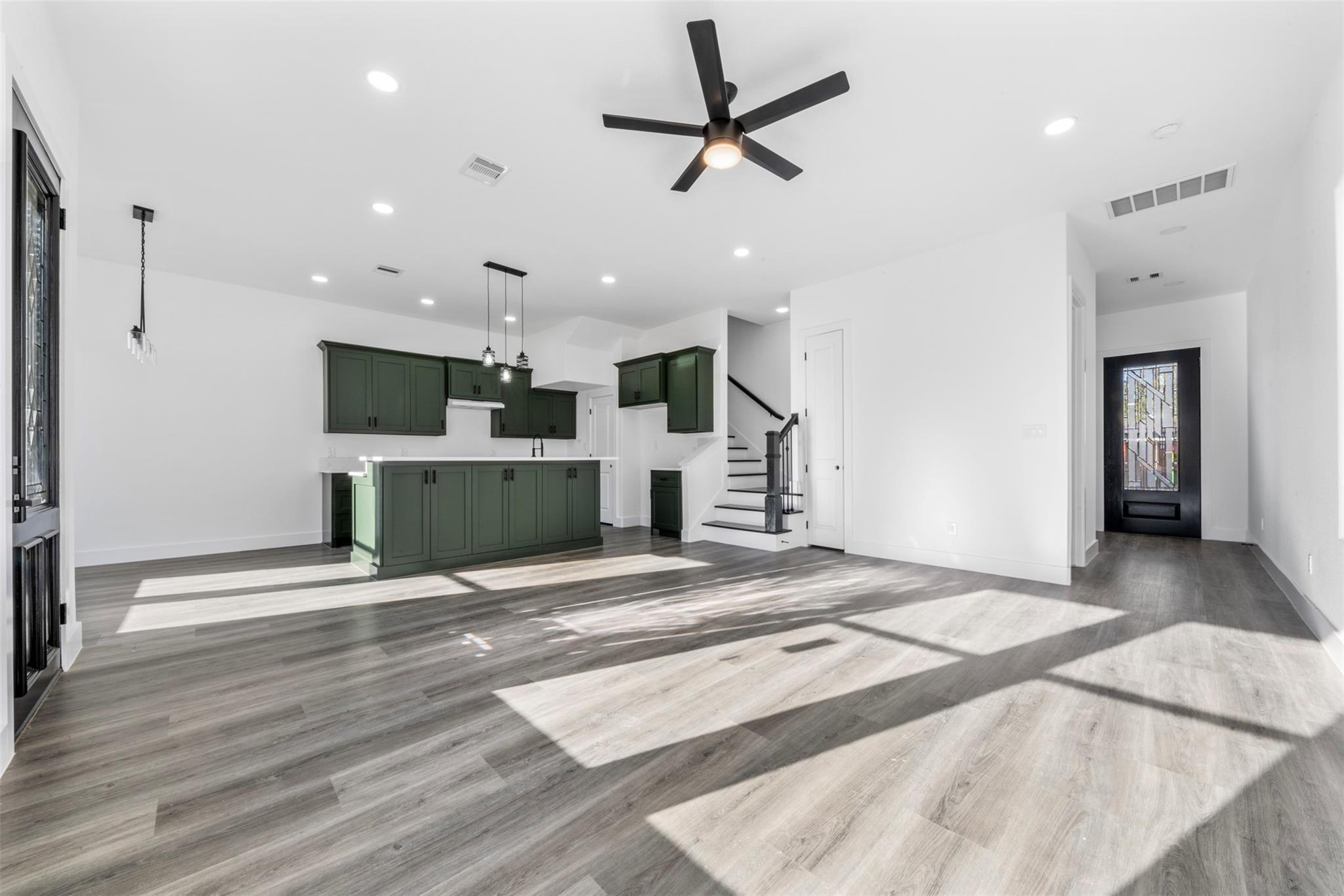 1304 Duff Lane Property Photo 17