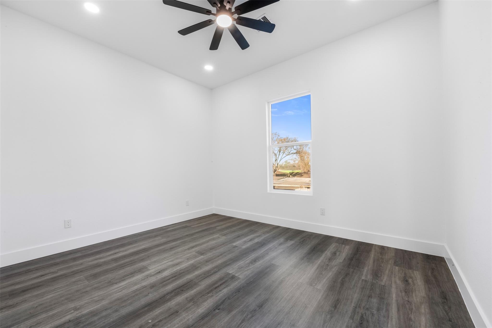1304 Duff Lane Property Photo 27