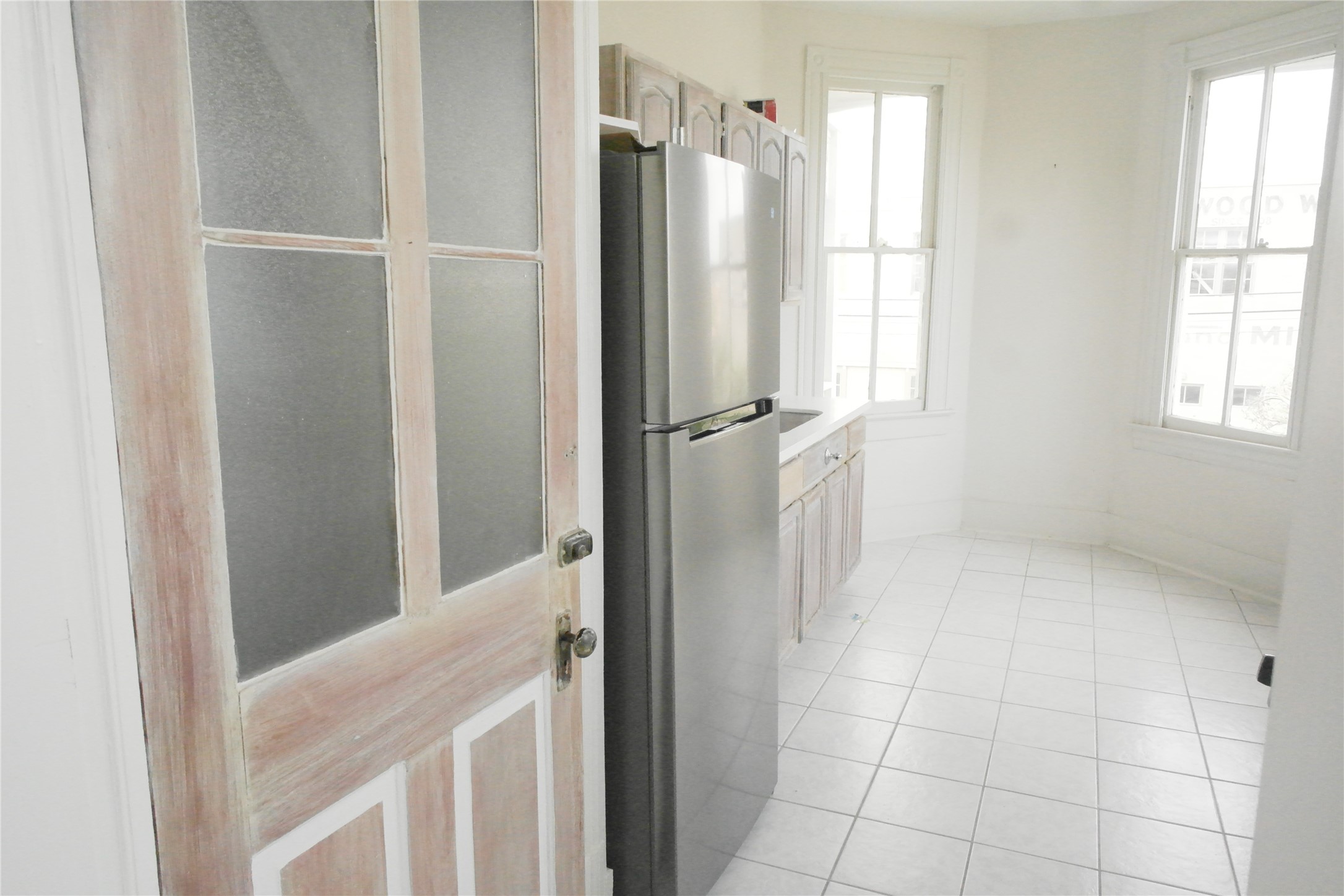 304 18th Up Property Photo 5
