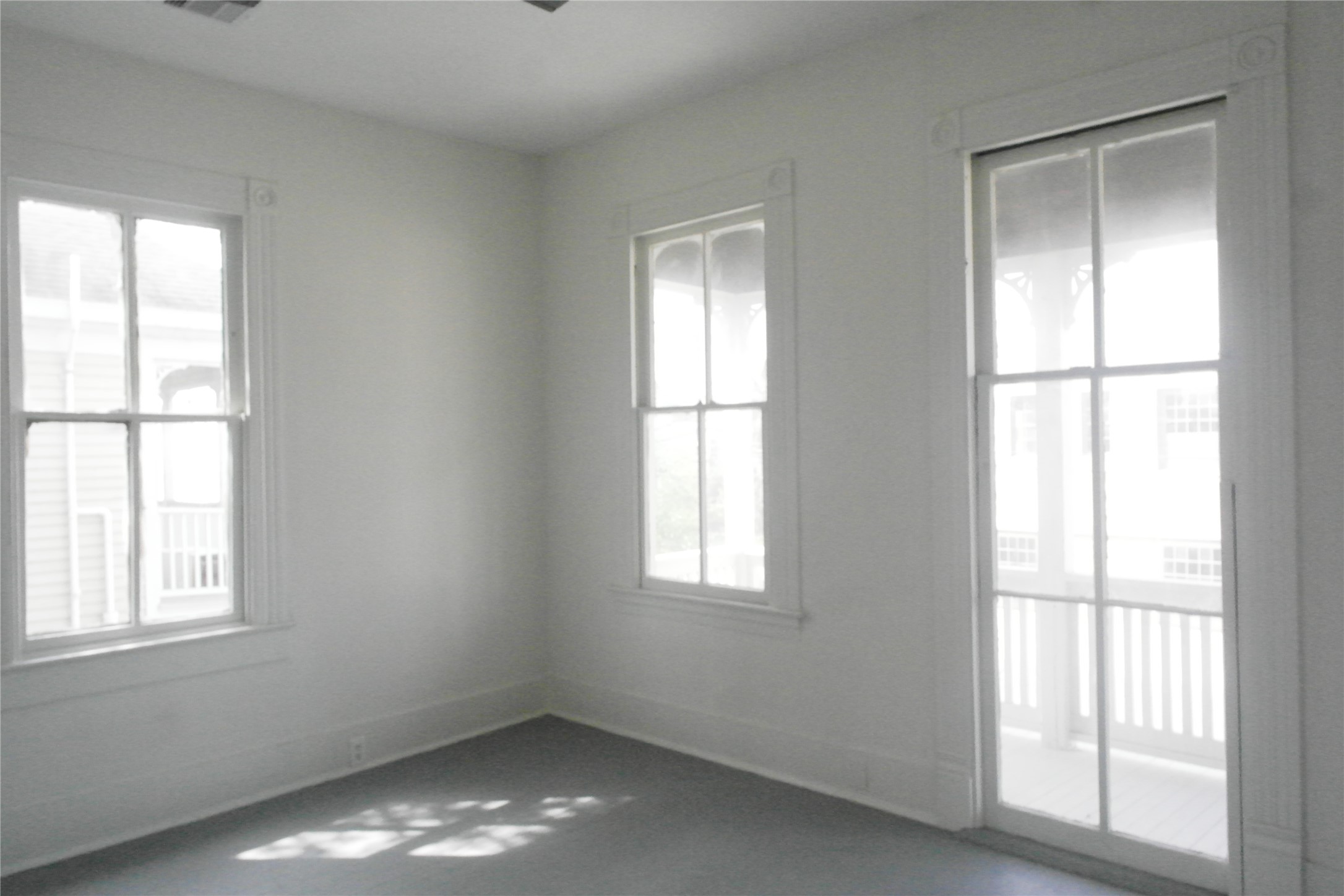 304 18th Up Property Photo 10