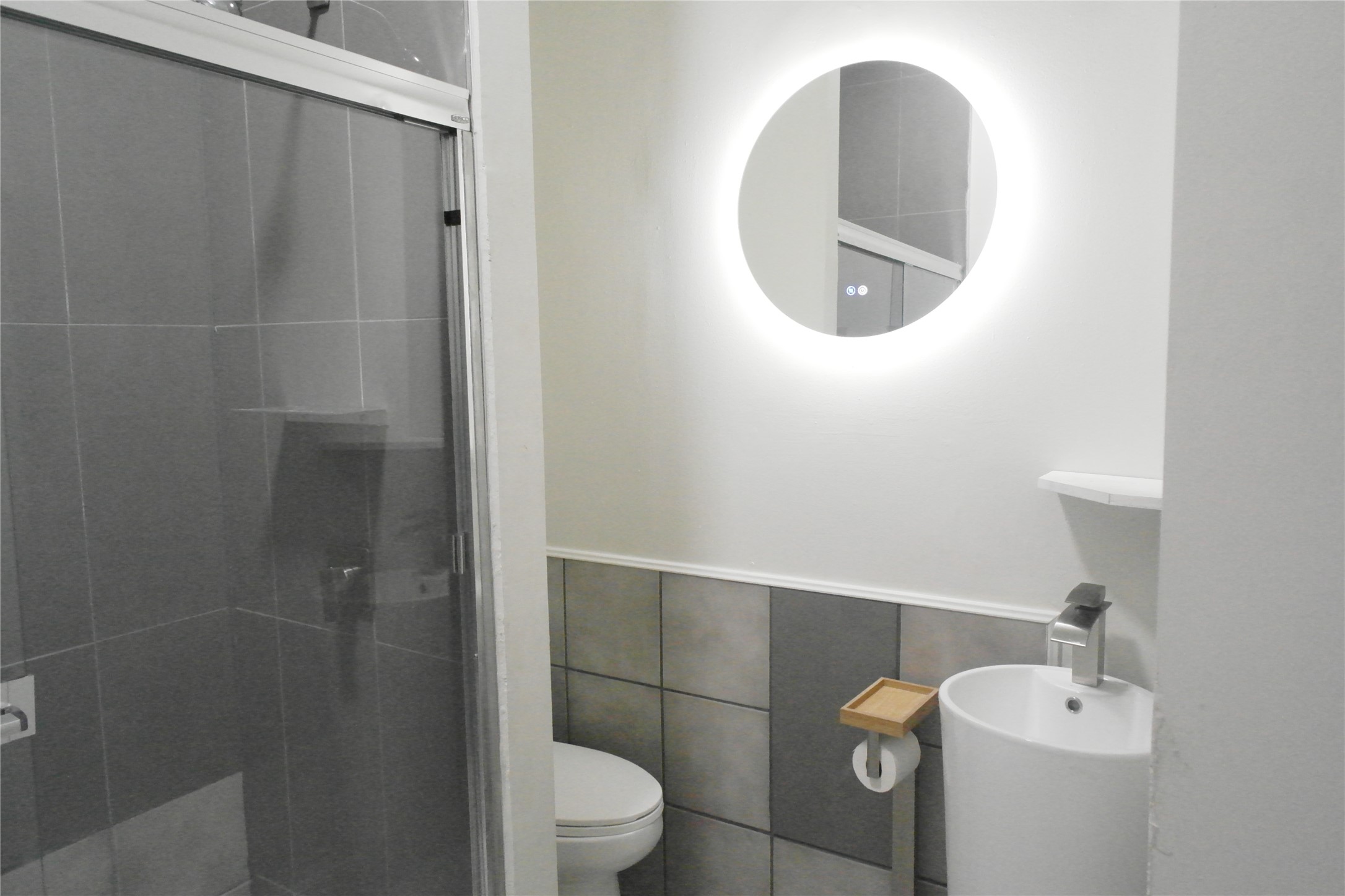304 18th Up Property Photo 15