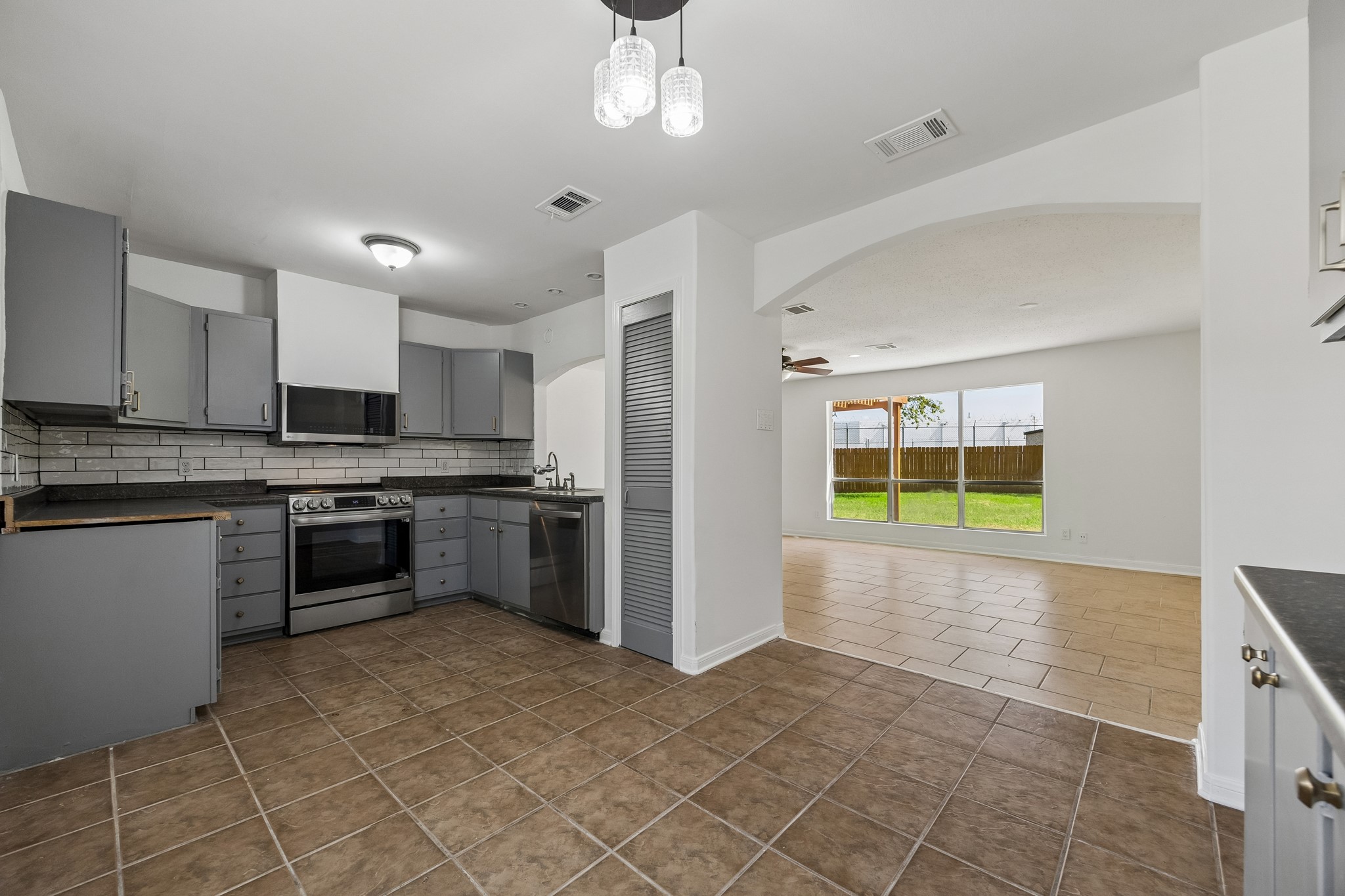 20806 Westgreen Court Property Photo 11