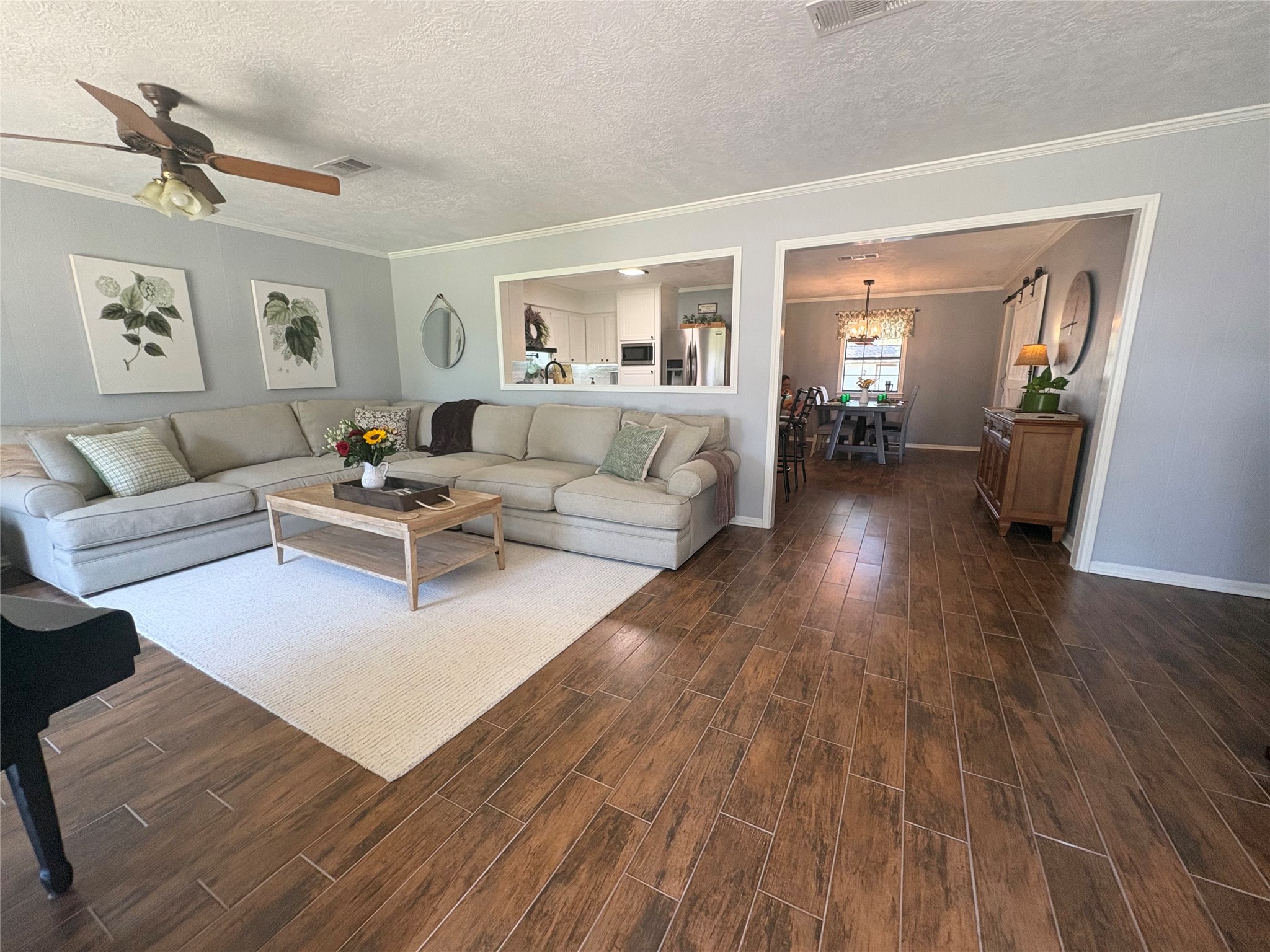 1011 Lee Road Property Photo 6