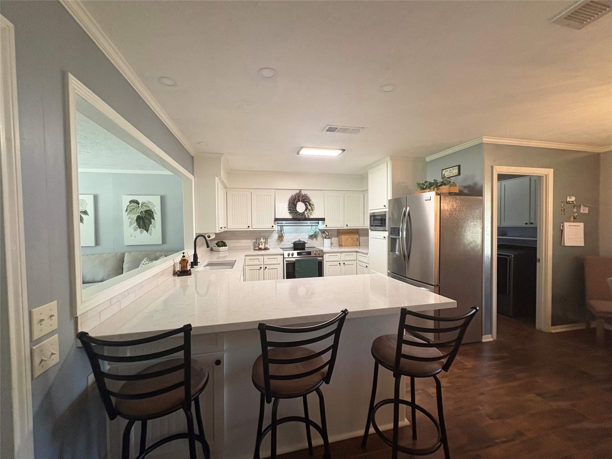 1011 Lee Road Property Photo 7