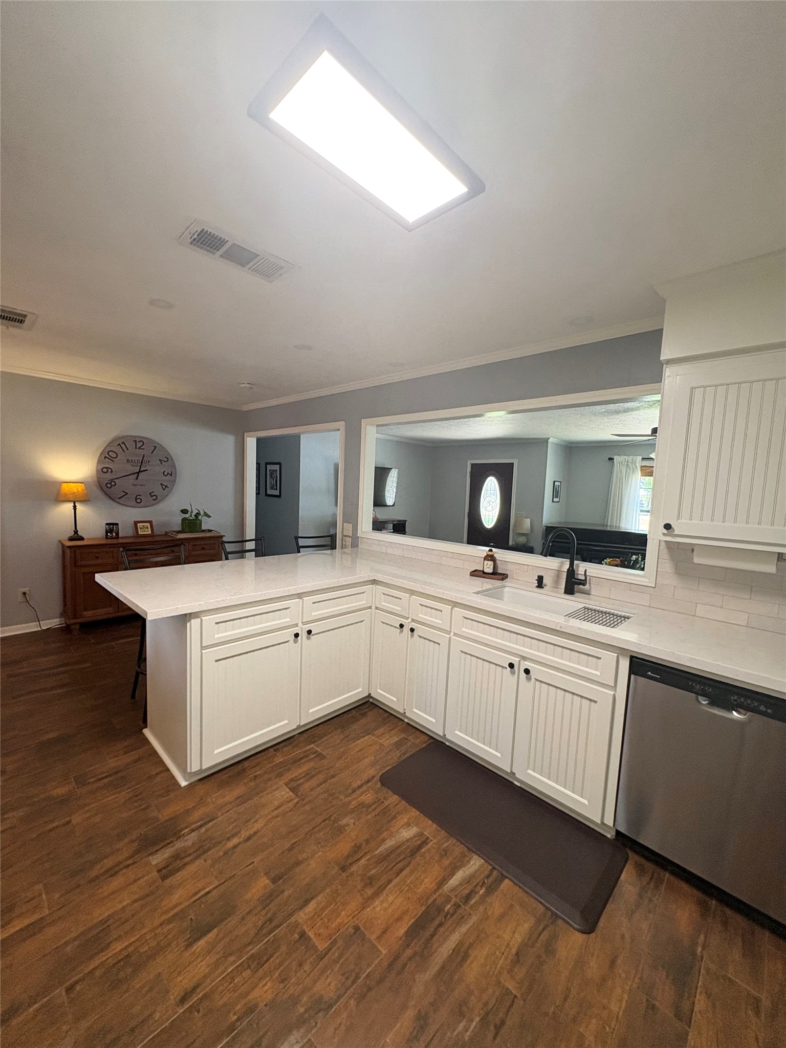 1011 Lee Road Property Photo 9