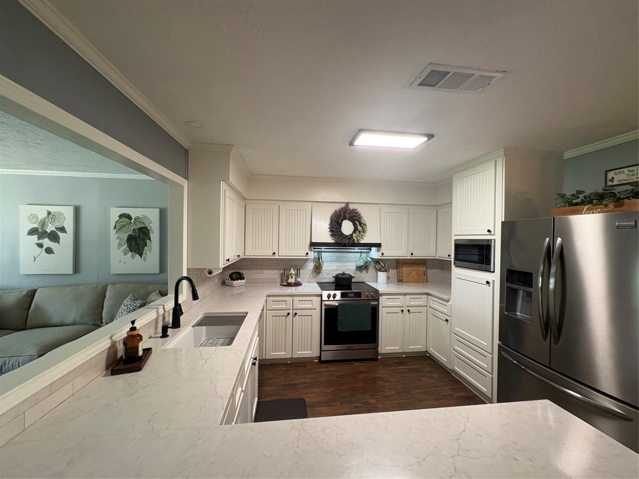 1011 Lee Road Property Photo 10