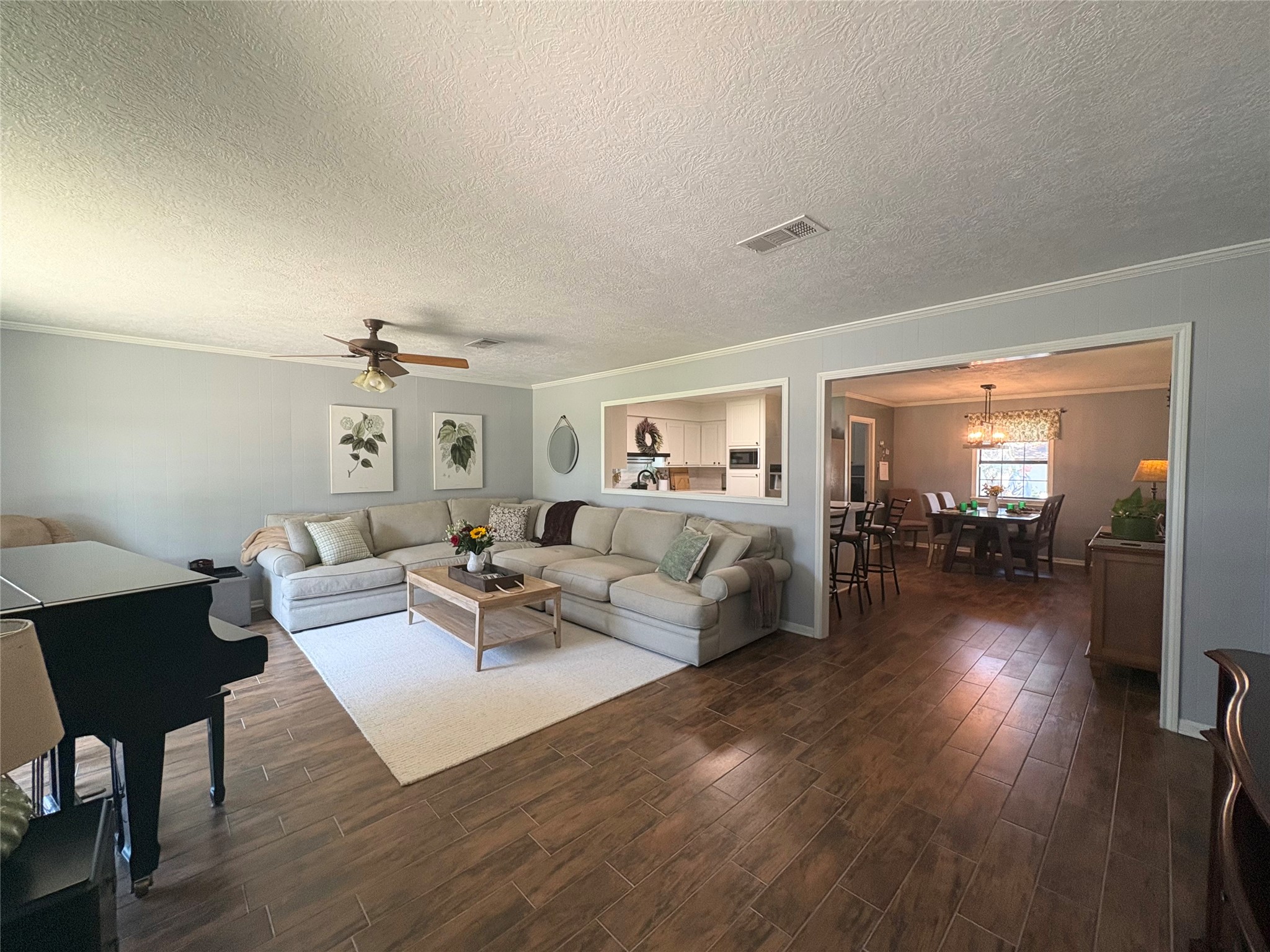 1011 Lee Road Property Photo 11