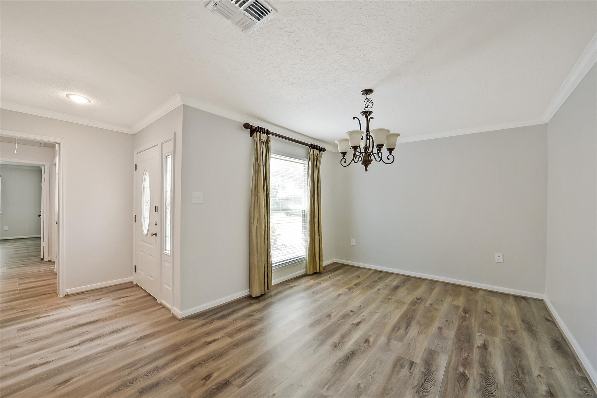 12423 Olympia Drive Property Photo 15